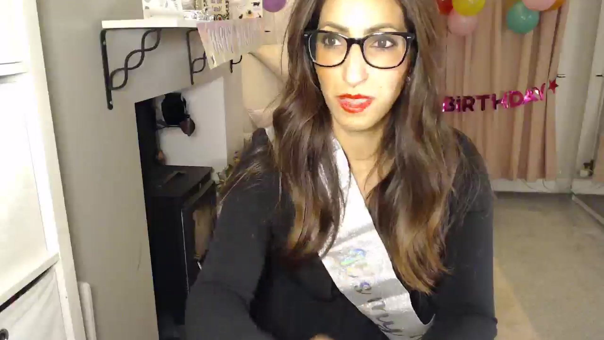 Gallery image thumbnail from PersianGirl's myfreecams stream on, 01/10/2026, 07:33 image 4 of 20