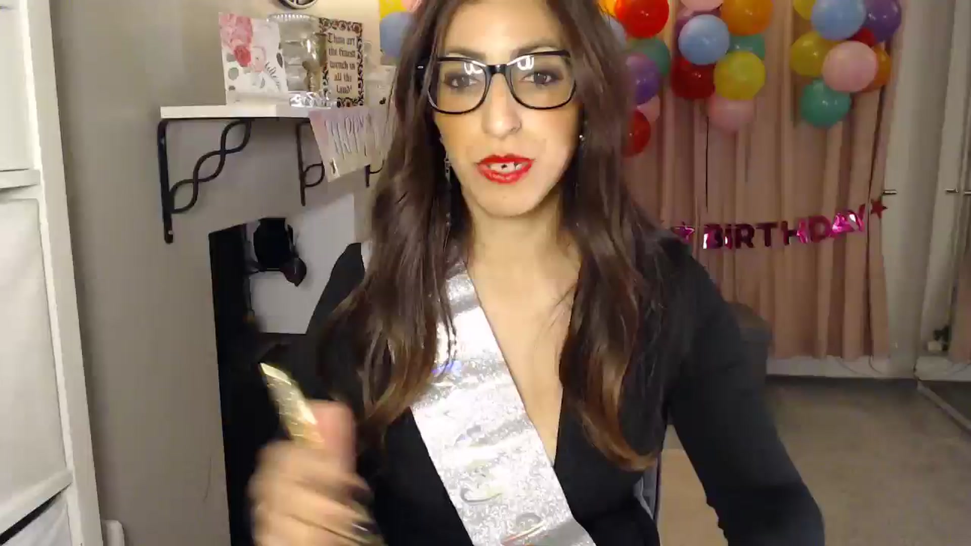 Gallery image thumbnail from PersianGirl's myfreecams stream on, 01/10/2026, 07:33 image 1 of 20