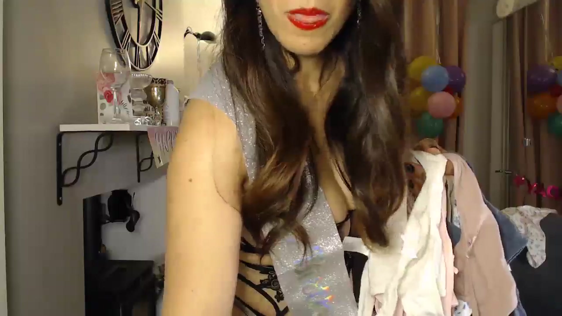 Gallery image thumbnail from PersianGirl's myfreecams stream on, 01/10/2026, 07:33 image 14 of 20