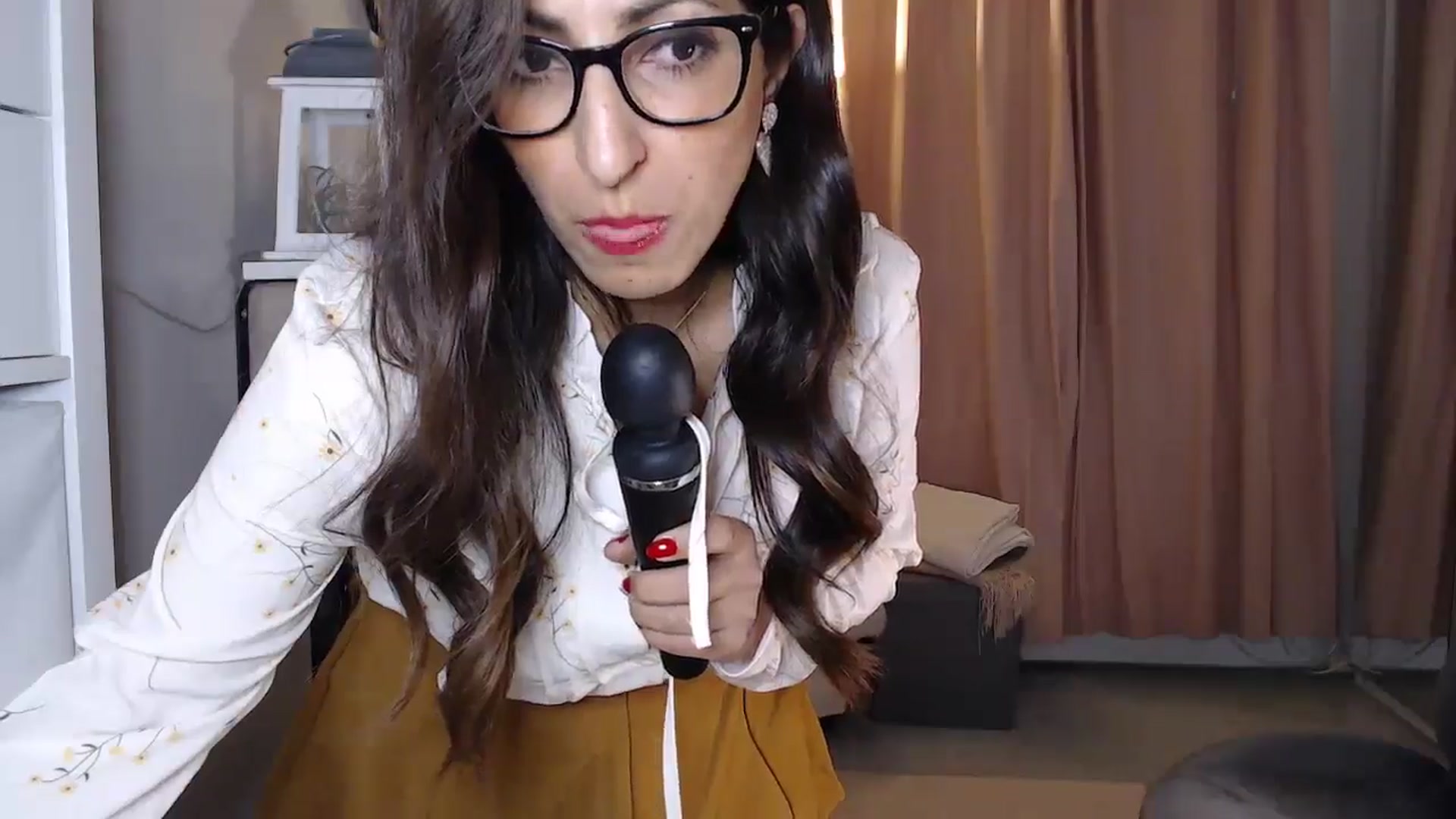 Gallery image thumbnail from PersianGirl's myfreecams stream on, 01/17/2026, 05:24 image 12 of 20