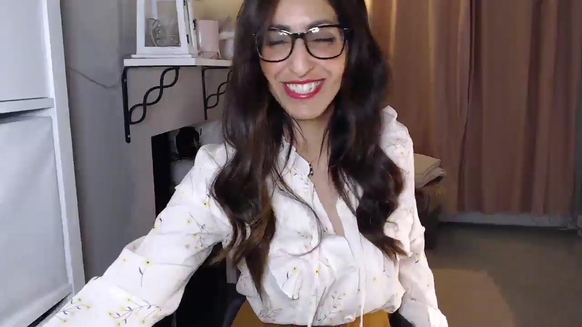 Gallery image thumbnail from PersianGirl's myfreecams stream on, 01/17/2026, 05:24 image 3 of 20