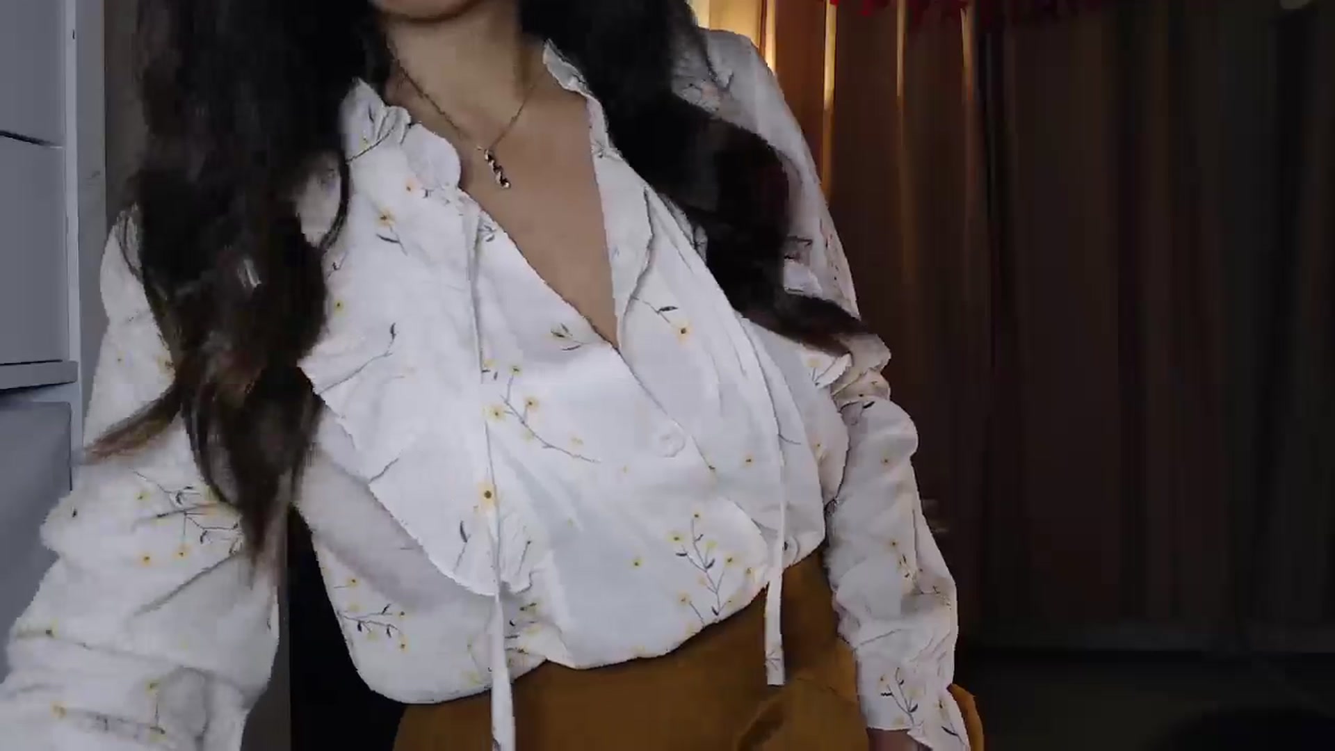 Gallery image thumbnail from PersianGirl's myfreecams stream on, 01/17/2026, 05:24 image 5 of 20