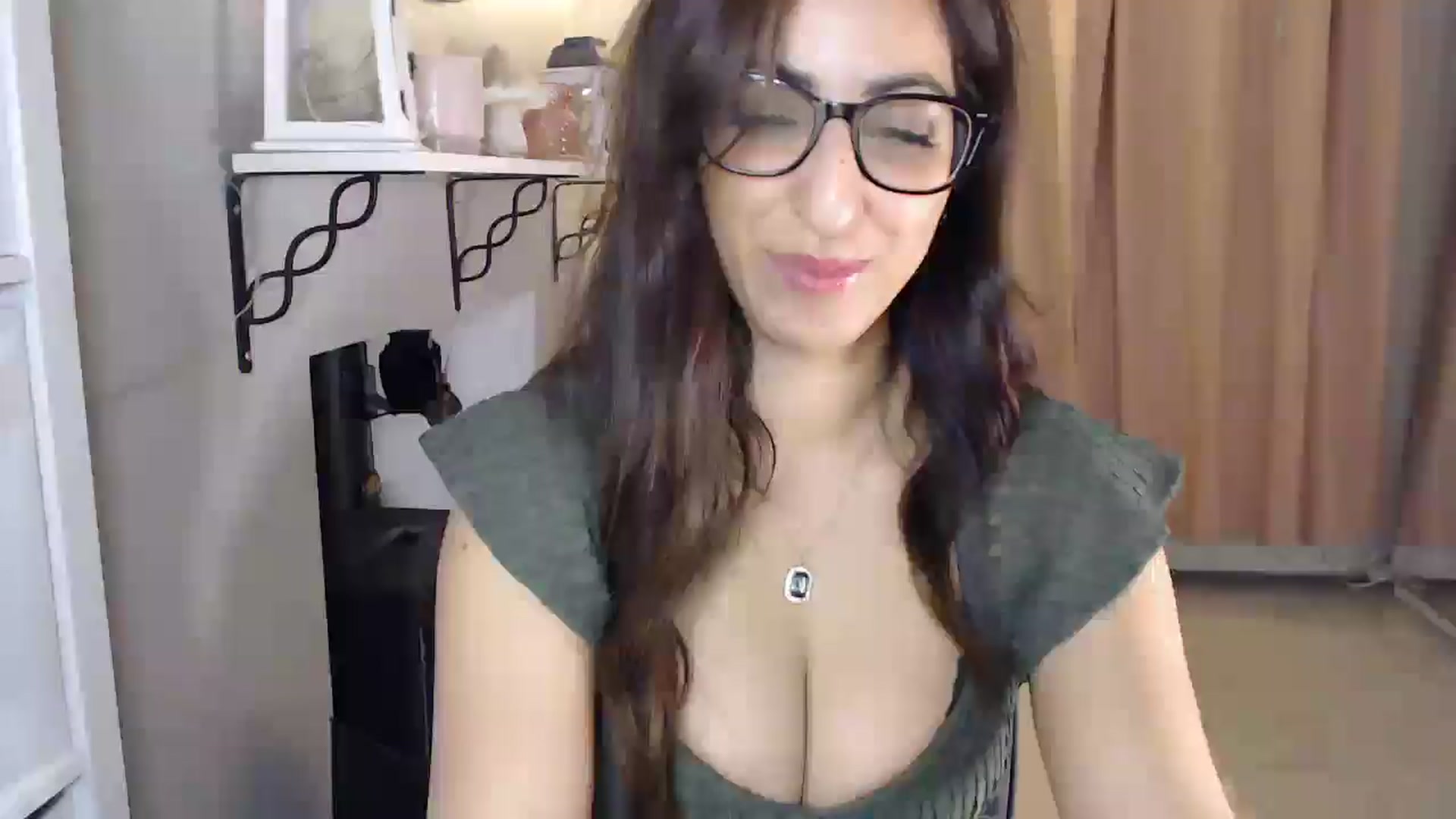 Gallery image thumbnail from PersianGirl's myfreecams stream on, 01/18/2026, 03:40 image 9 of 20