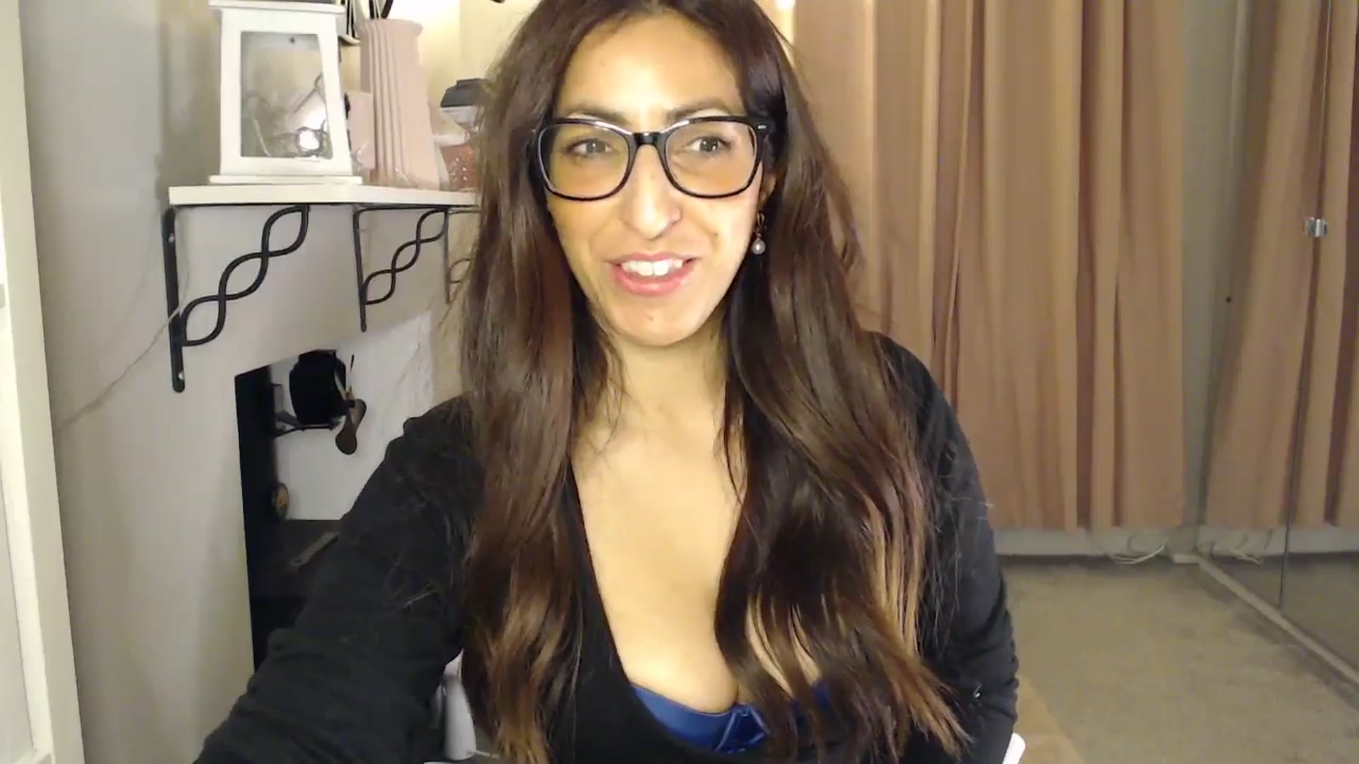 Gallery image thumbnail from PersianGirl's myfreecams stream on, 01/30/2026, 03:10 image 12 of 20