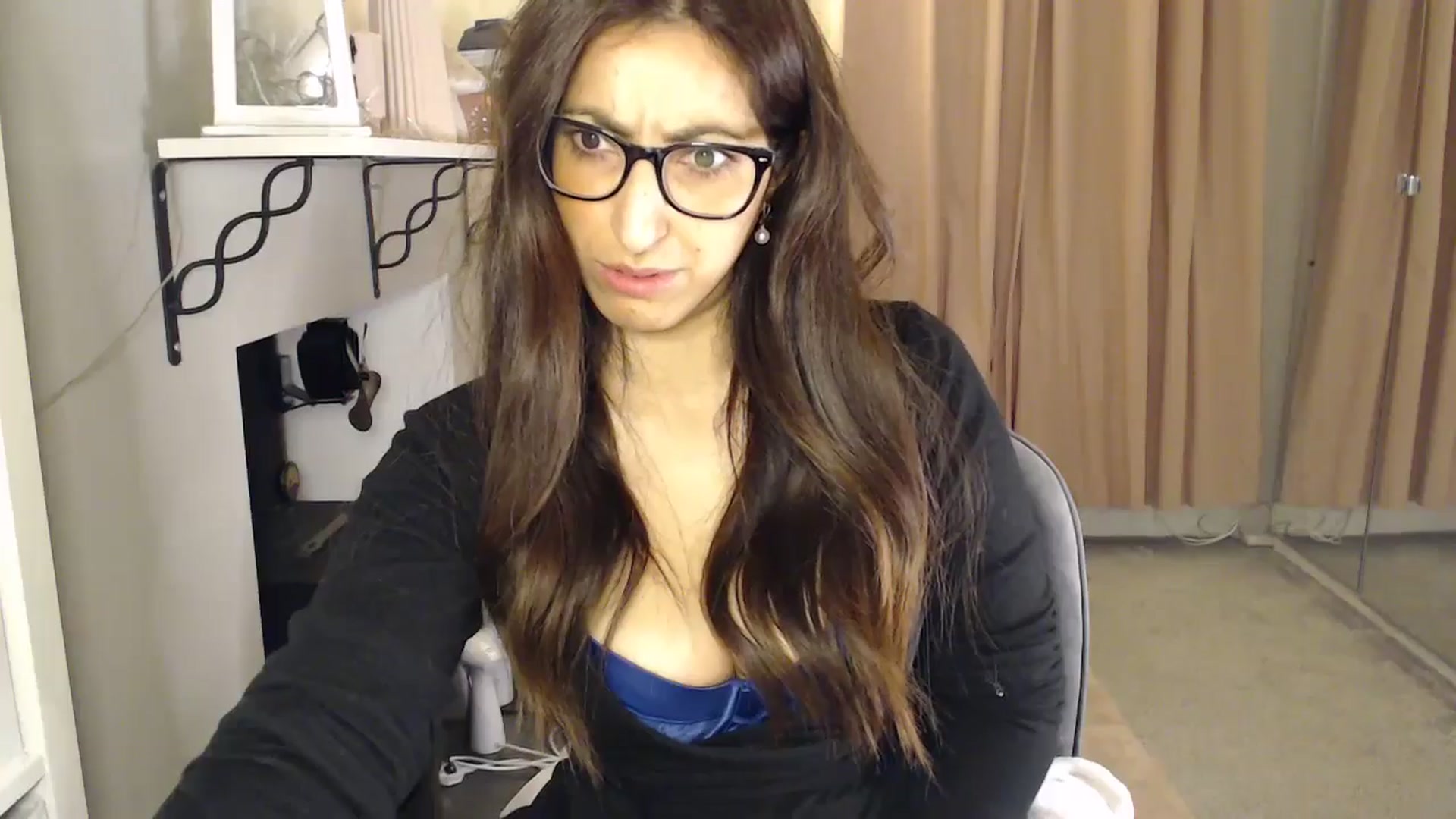 Gallery image thumbnail from PersianGirl's myfreecams stream on, 01/30/2026, 03:10 image 19 of 20