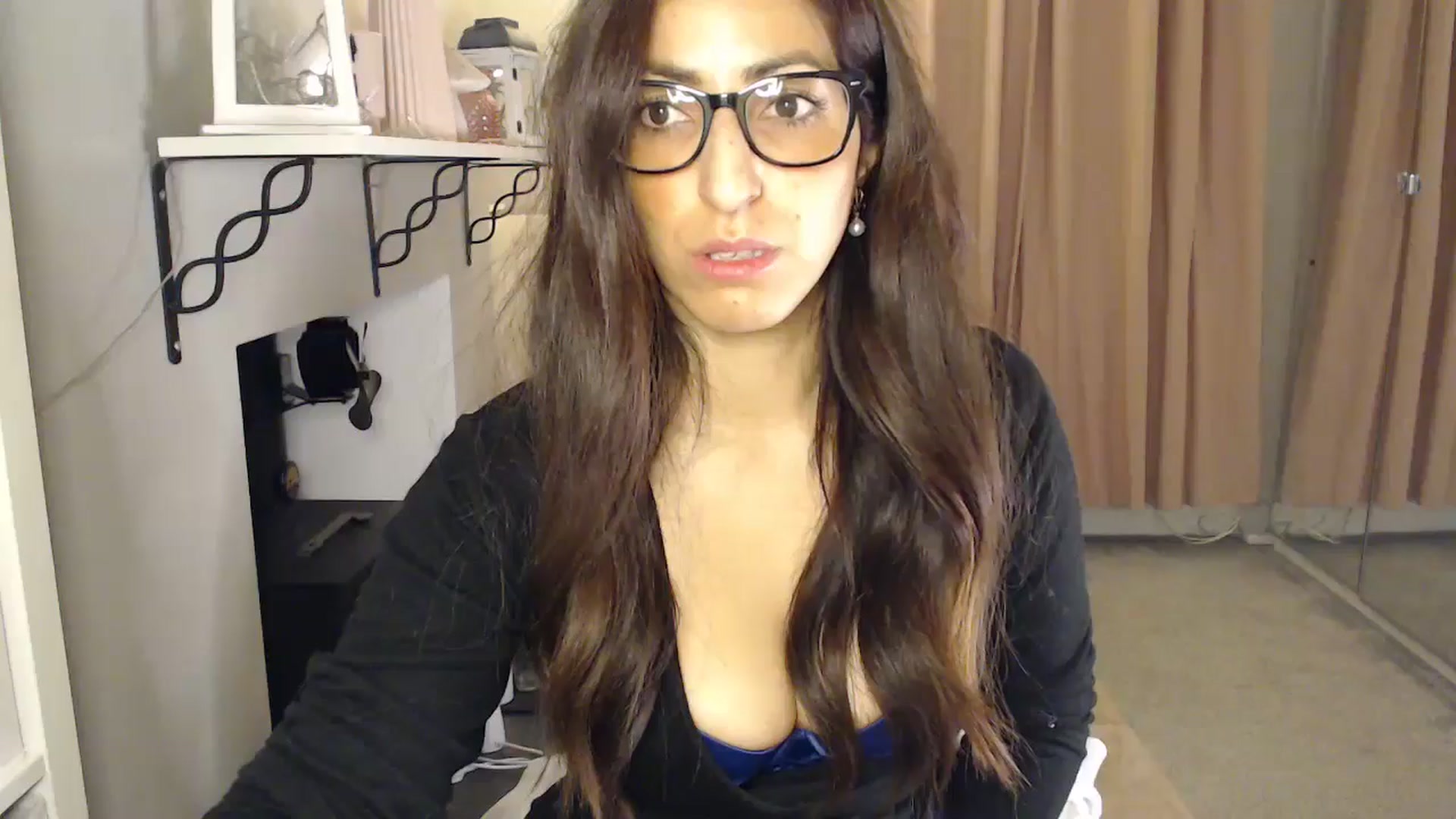 Gallery image thumbnail from PersianGirl's myfreecams stream on, 01/30/2026, 03:10 image 14 of 20