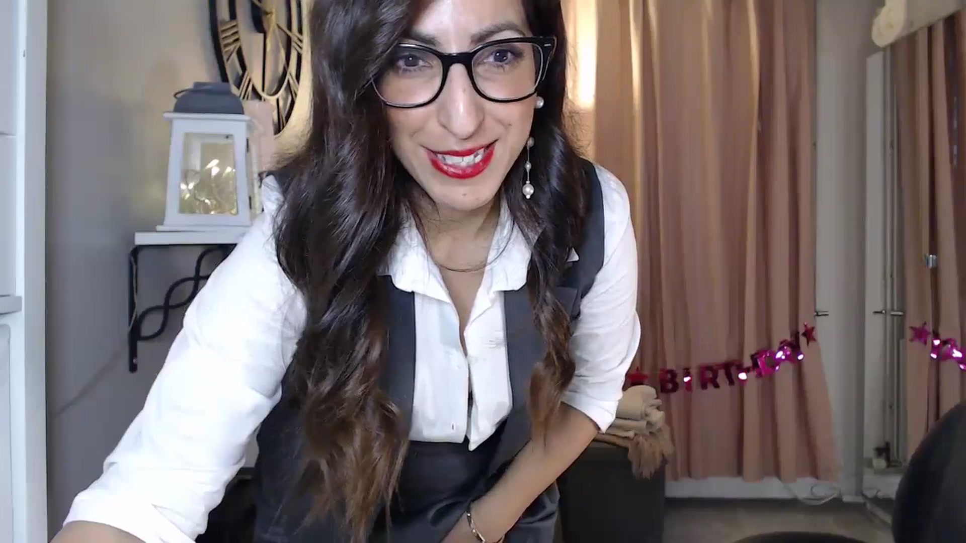 Gallery image thumbnail from PersianGirl's myfreecams stream on, 02/01/2026, 04:15 image 17 of 20