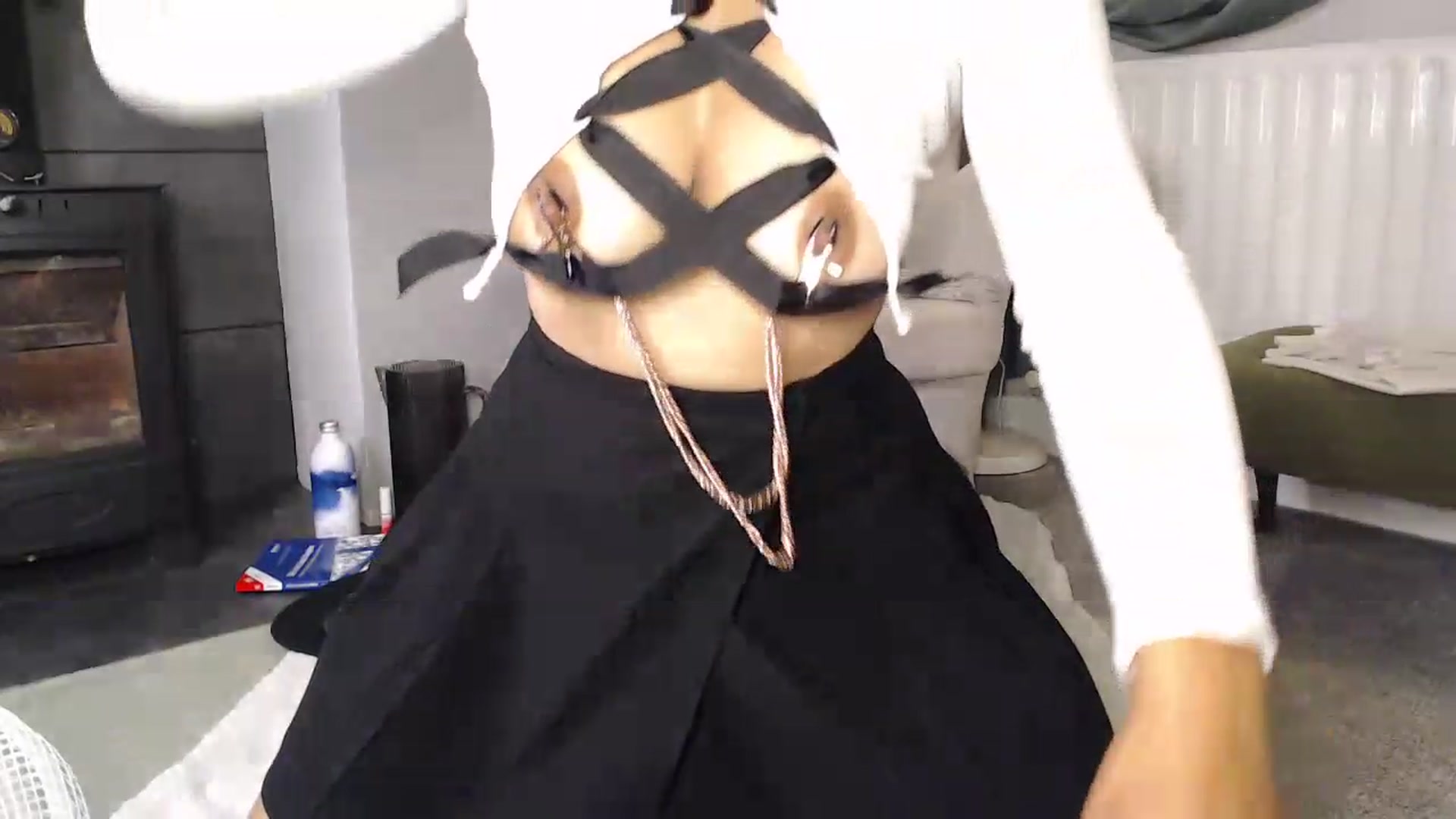 Gallery image thumbnail from PersianGirl's myfreecams stream on, 06/19/2026, 04:54 image 7 of 20