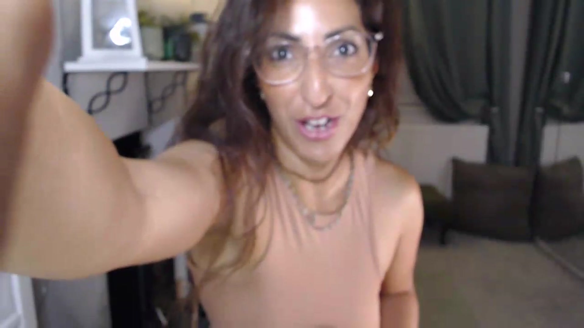 Gallery image thumbnail from PersianGirl's myfreecams stream on, 06/29/2026, 04:35 image 3 of 20
