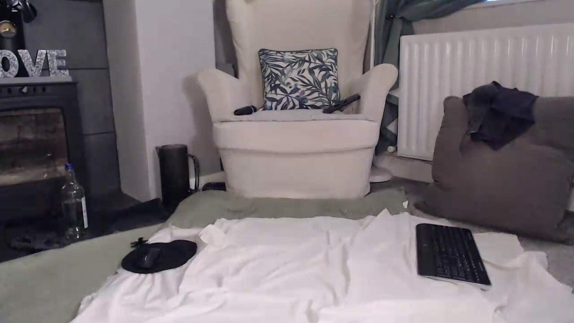 Gallery image thumbnail from PersianGirl's myfreecams stream on, 07/26/2026, 04:44 image 16 of 20
