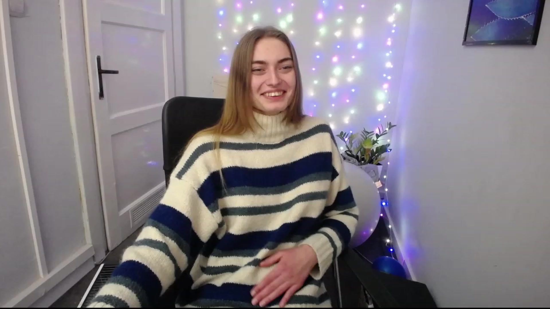 Gallery image thumbnail from PersonYouNeed's myfreecams stream on, 01/05/2023, 17:23 image 11 of 20