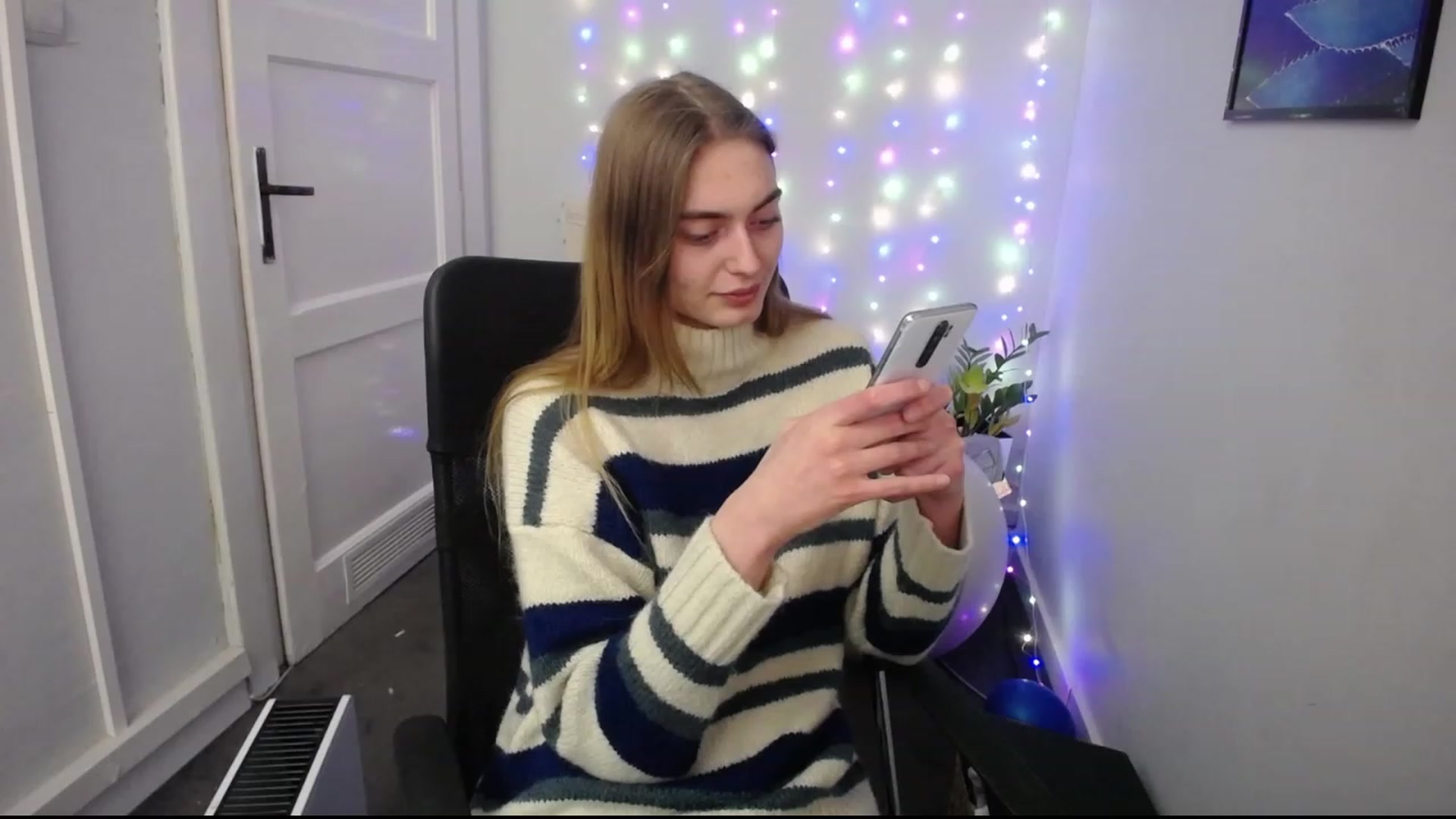 Gallery image thumbnail from PersonYouNeed's myfreecams stream on, 01/05/2023, 17:23 image 15 of 20