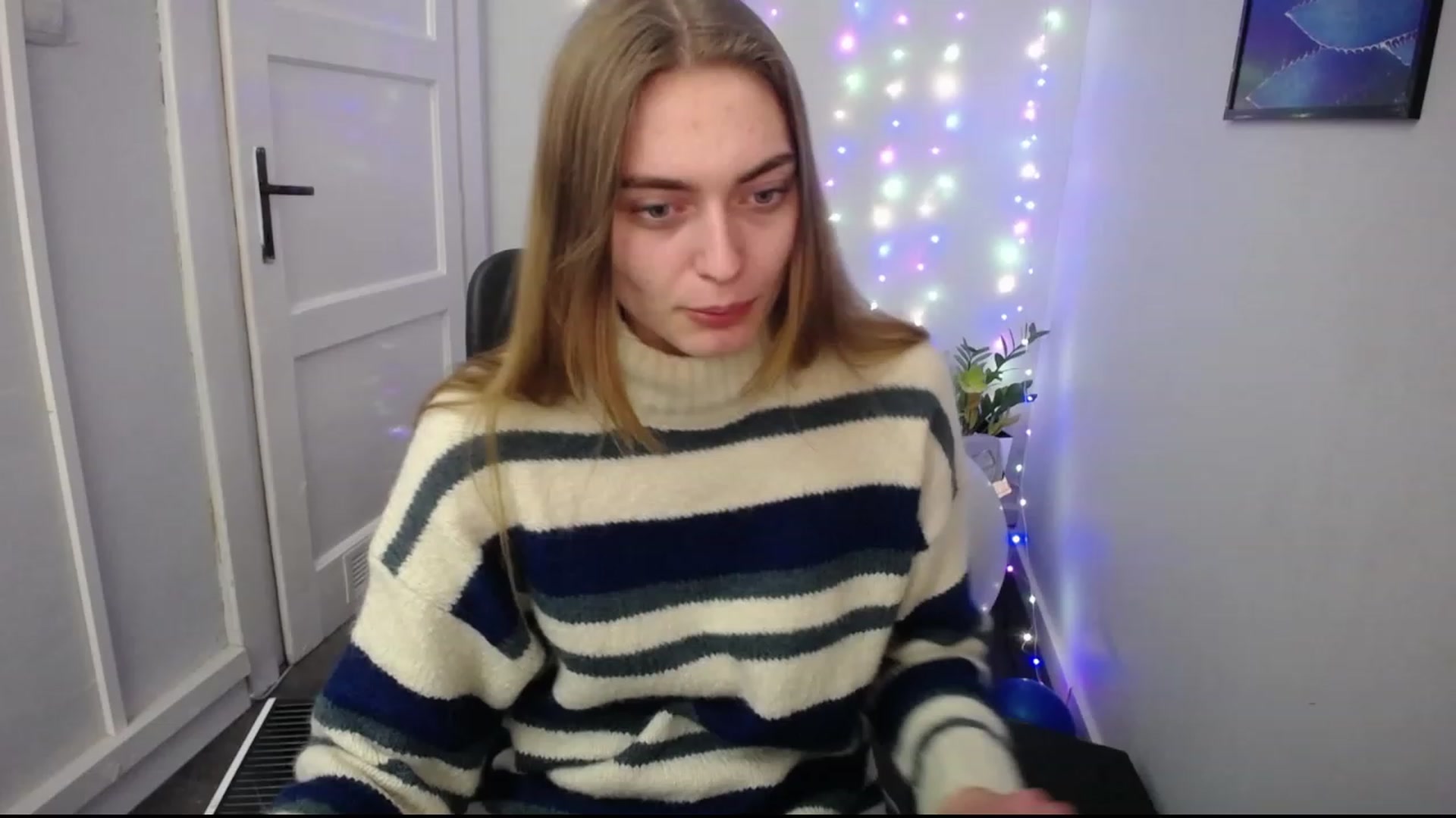 Gallery image thumbnail from PersonYouNeed's myfreecams stream on, 01/05/2023, 17:23 image 14 of 20