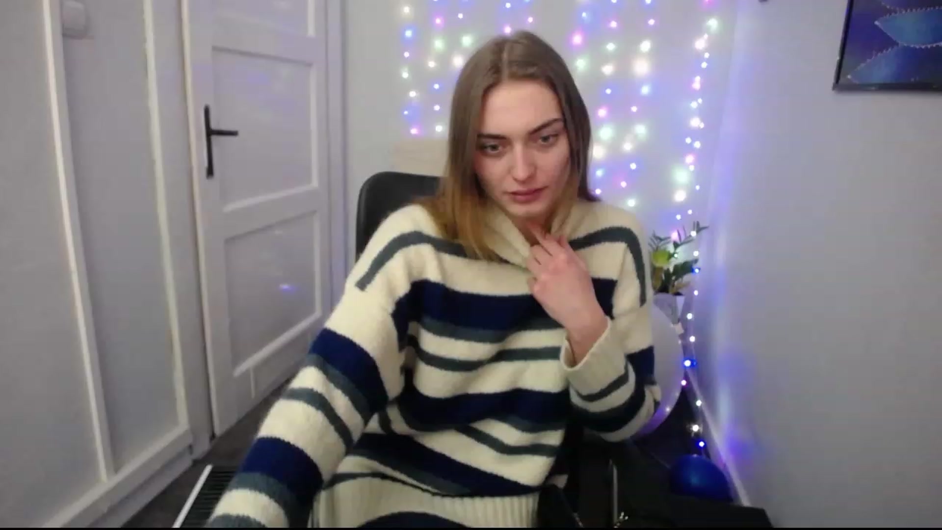 Gallery image thumbnail from PersonYouNeed's myfreecams stream on, 01/09/2023, 16:56 image 13 of 20