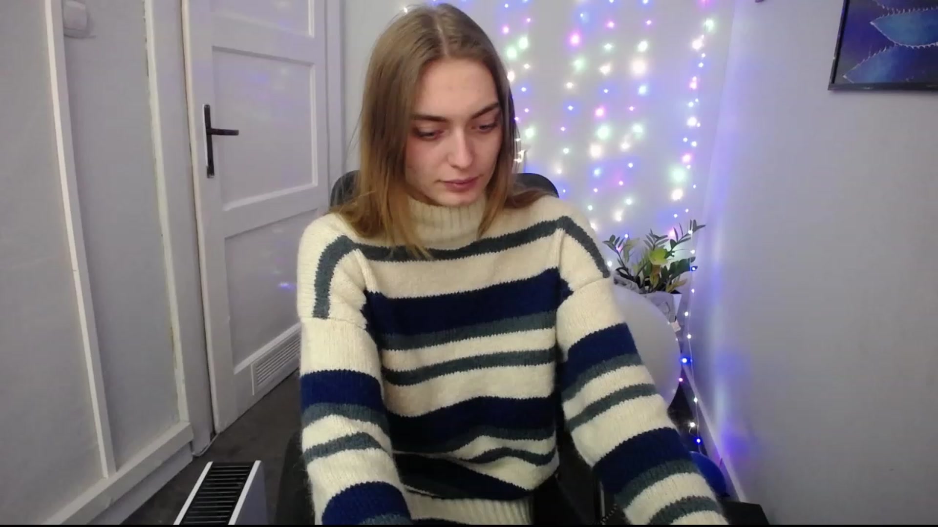 Gallery image thumbnail from PersonYouNeed's myfreecams stream on, 01/09/2023, 16:56 image 18 of 20