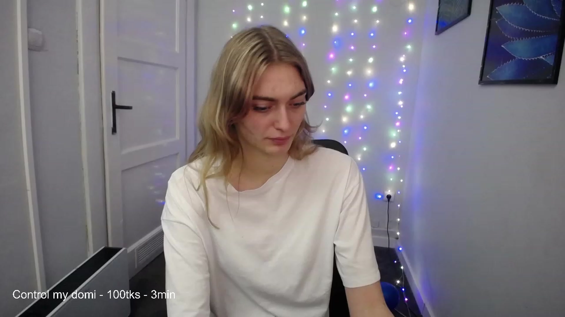Gallery image thumbnail from PersonYouNeed's myfreecams stream on, 03/10/2023, 16:15 image 7 of 20