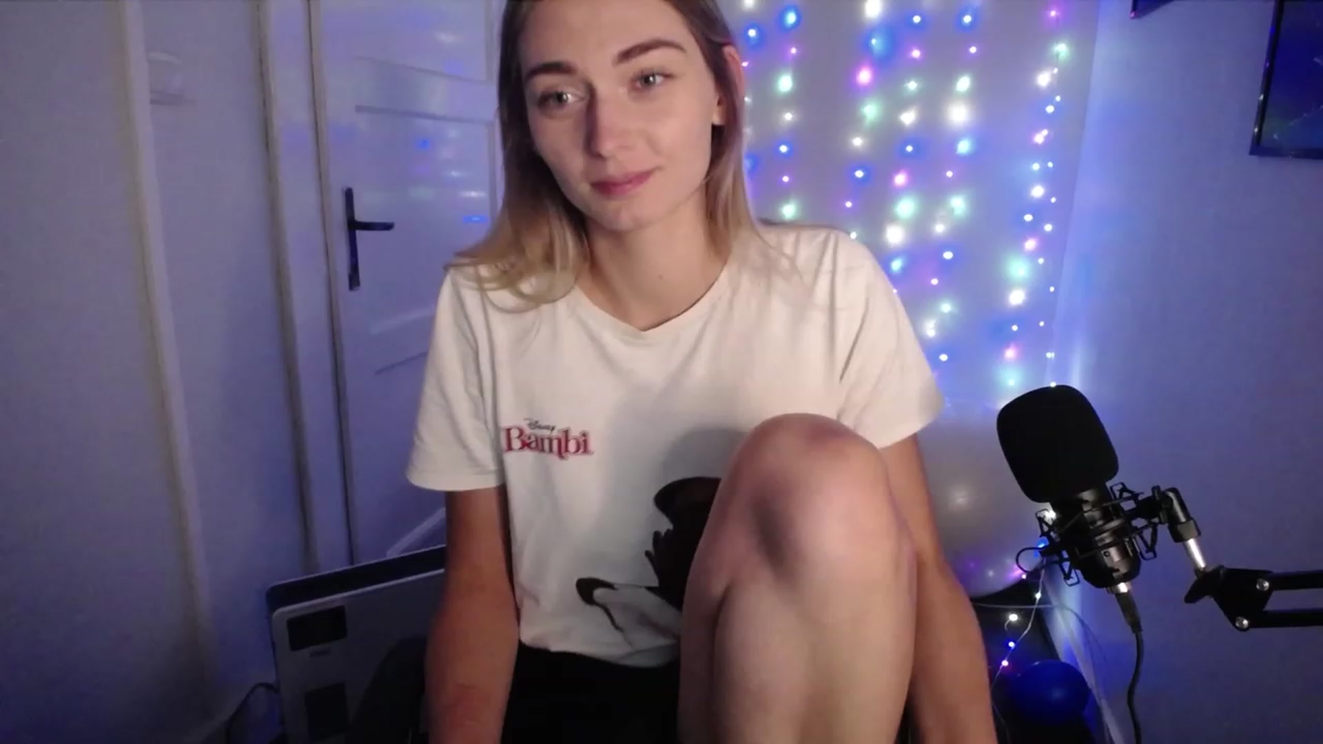 Gallery image thumbnail from PersonYouNeed's myfreecams stream on, 08/31/2023, 13:10 image 14 of 20