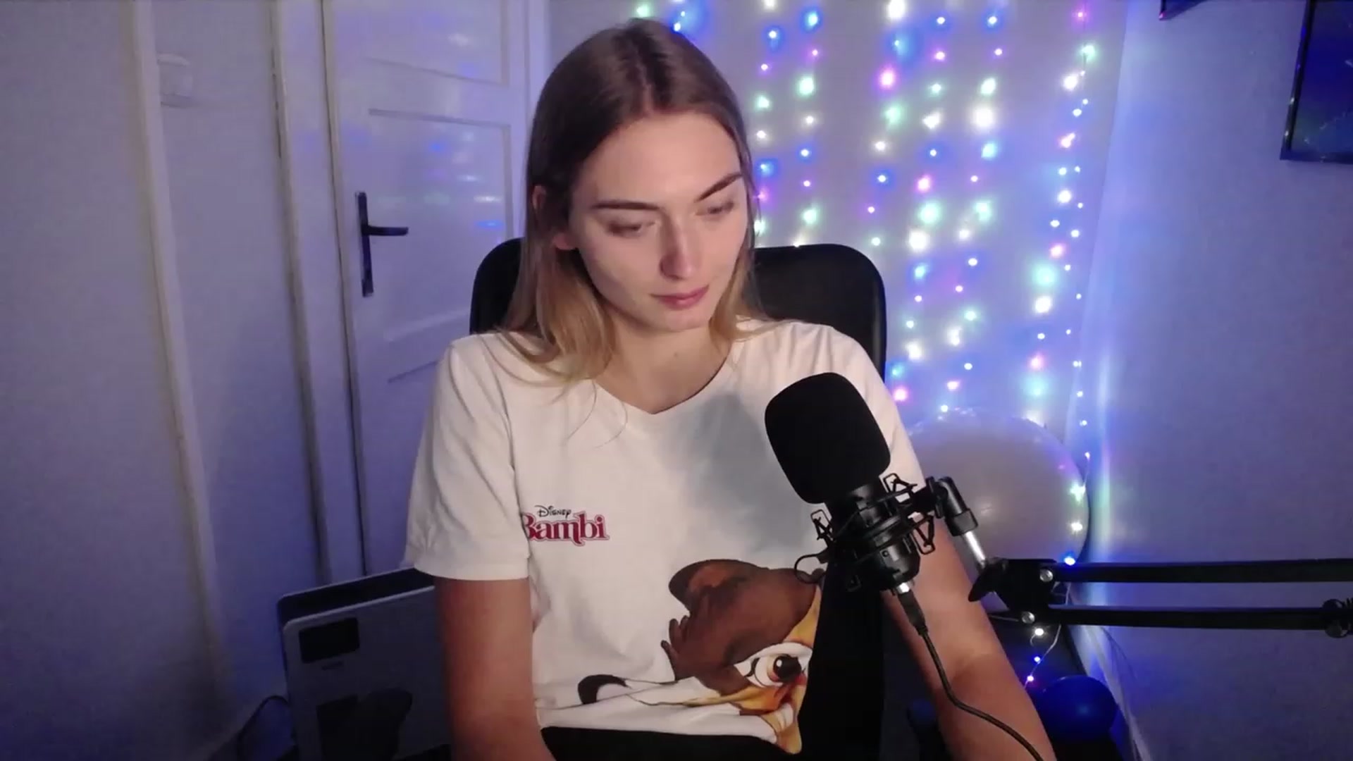 Gallery image thumbnail from PersonYouNeed's myfreecams stream on, 08/31/2023, 13:10 image 4 of 20