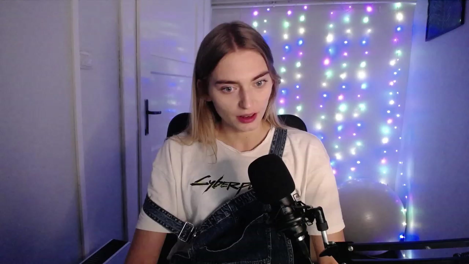 Gallery image thumbnail from PersonYouNeed's myfreecams stream on, 10/06/2023, 13:04 image 14 of 20