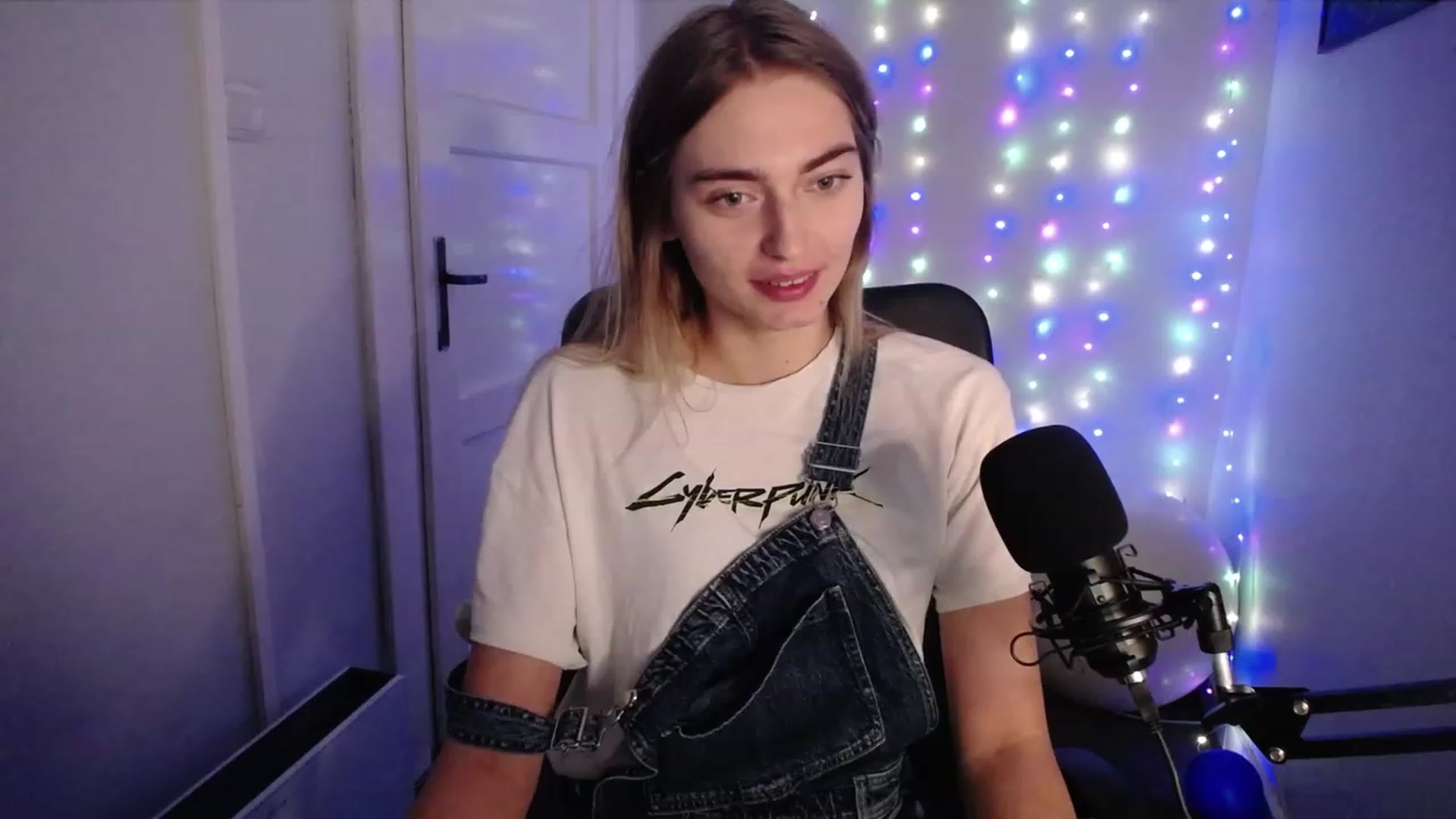 Gallery image thumbnail from PersonYouNeed's myfreecams stream on, 10/09/2023, 12:47 image 16 of 20