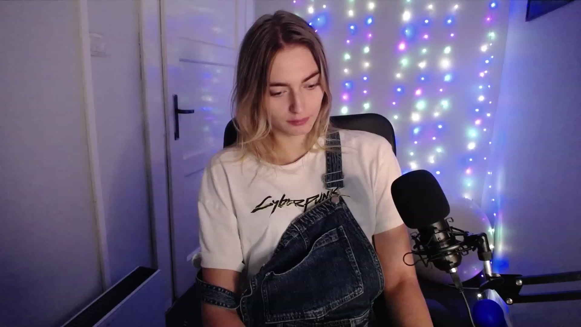 Gallery image thumbnail from PersonYouNeed's myfreecams stream on, 10/09/2023, 12:47 image 20 of 20