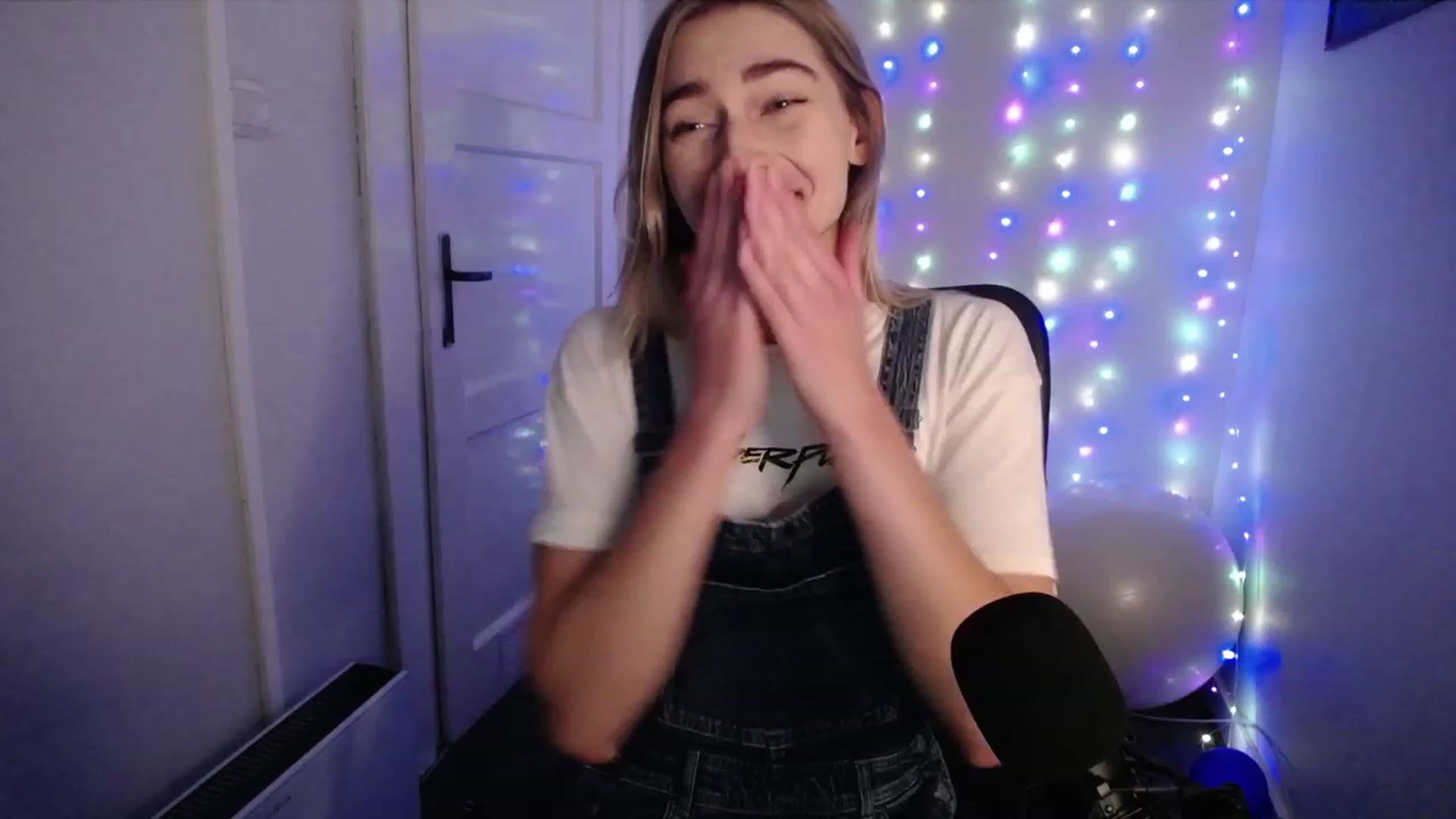 Gallery image thumbnail from PersonYouNeed's myfreecams stream on, 10/09/2023, 12:47 image 6 of 20