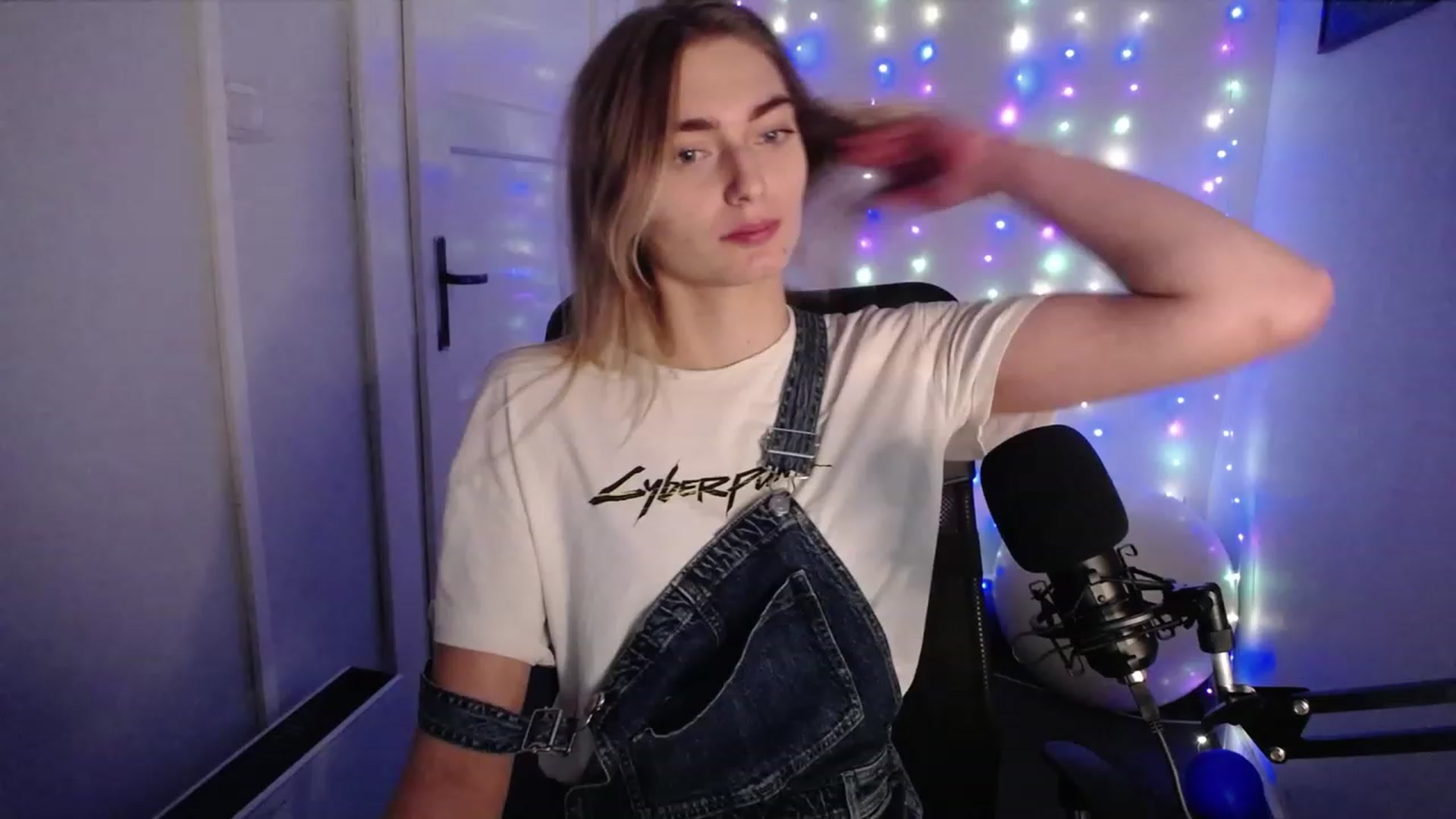 Gallery image thumbnail from PersonYouNeed's myfreecams stream on, 10/09/2023, 12:47 image 15 of 20
