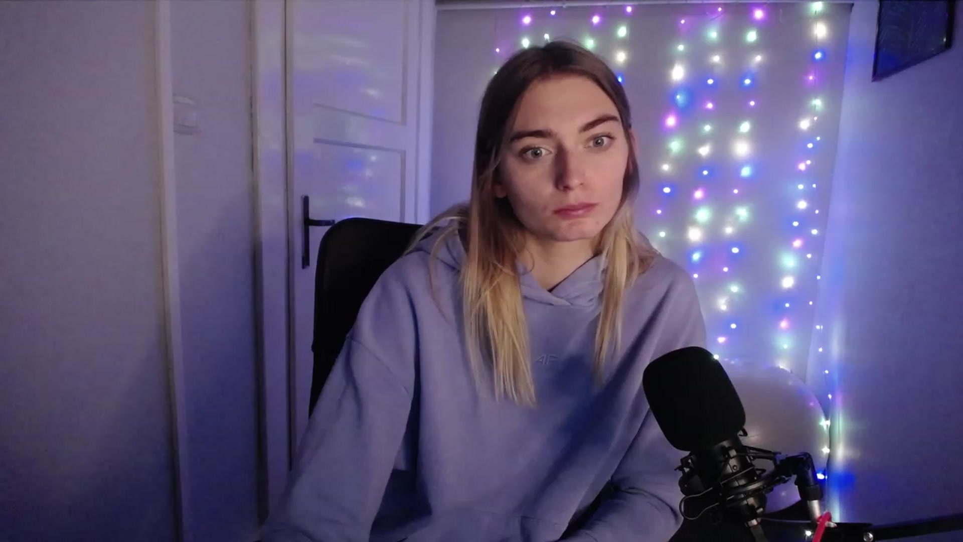 Gallery image thumbnail from PersonYouNeed's myfreecams stream on, 10/10/2023, 08:58 image 5 of 20