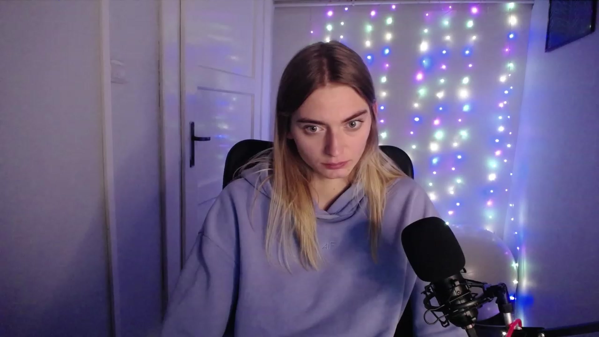 Gallery image thumbnail from PersonYouNeed's myfreecams stream on, 10/10/2023, 08:58 image 11 of 20
