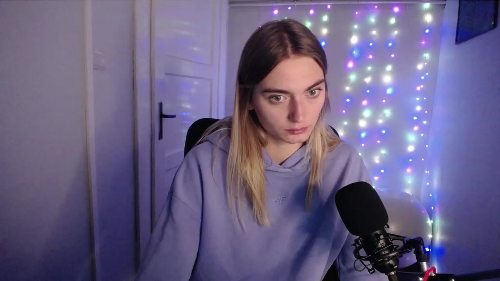 Gallery image thumbnail from PersonYouNeed's myfreecams stream on, 10/10/2023, 08:58 image 10 of 20