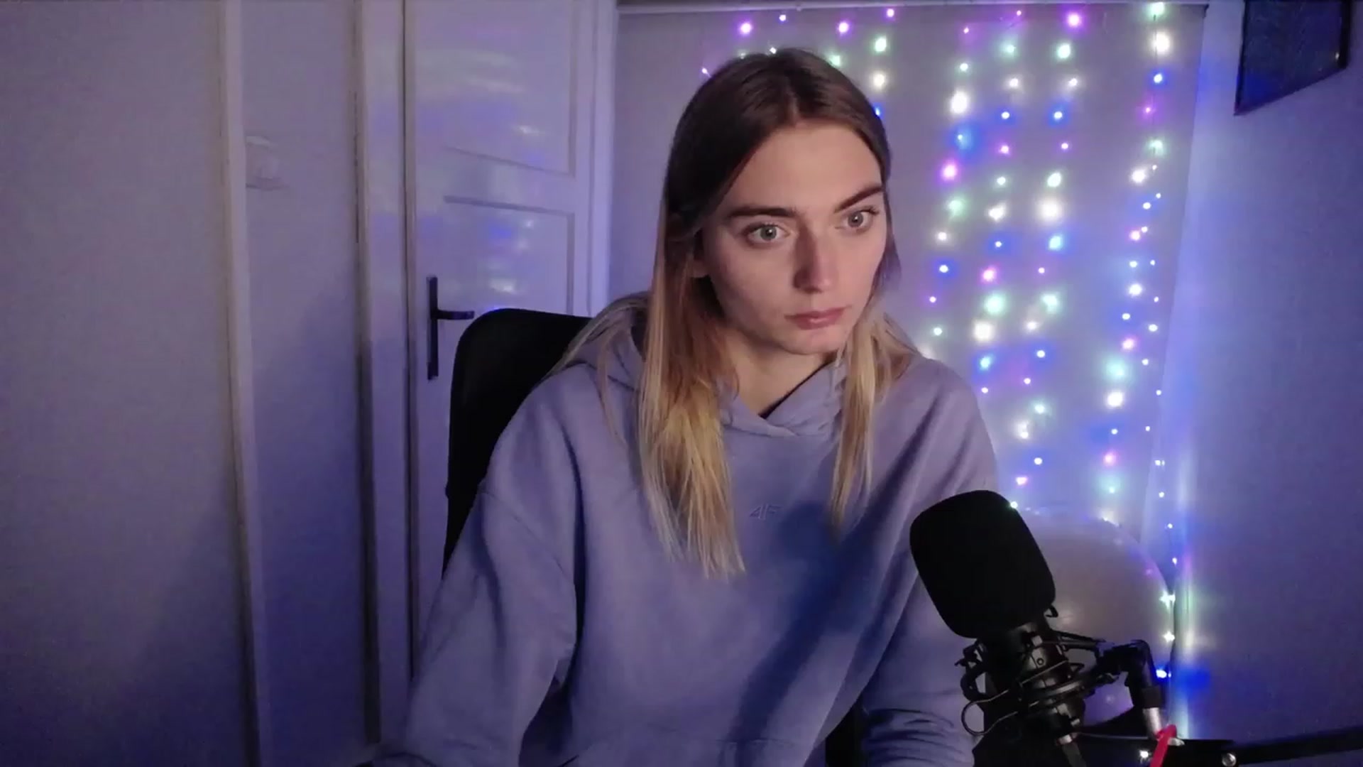 Gallery image thumbnail from PersonYouNeed's myfreecams stream on, 10/10/2023, 08:58 image 4 of 20