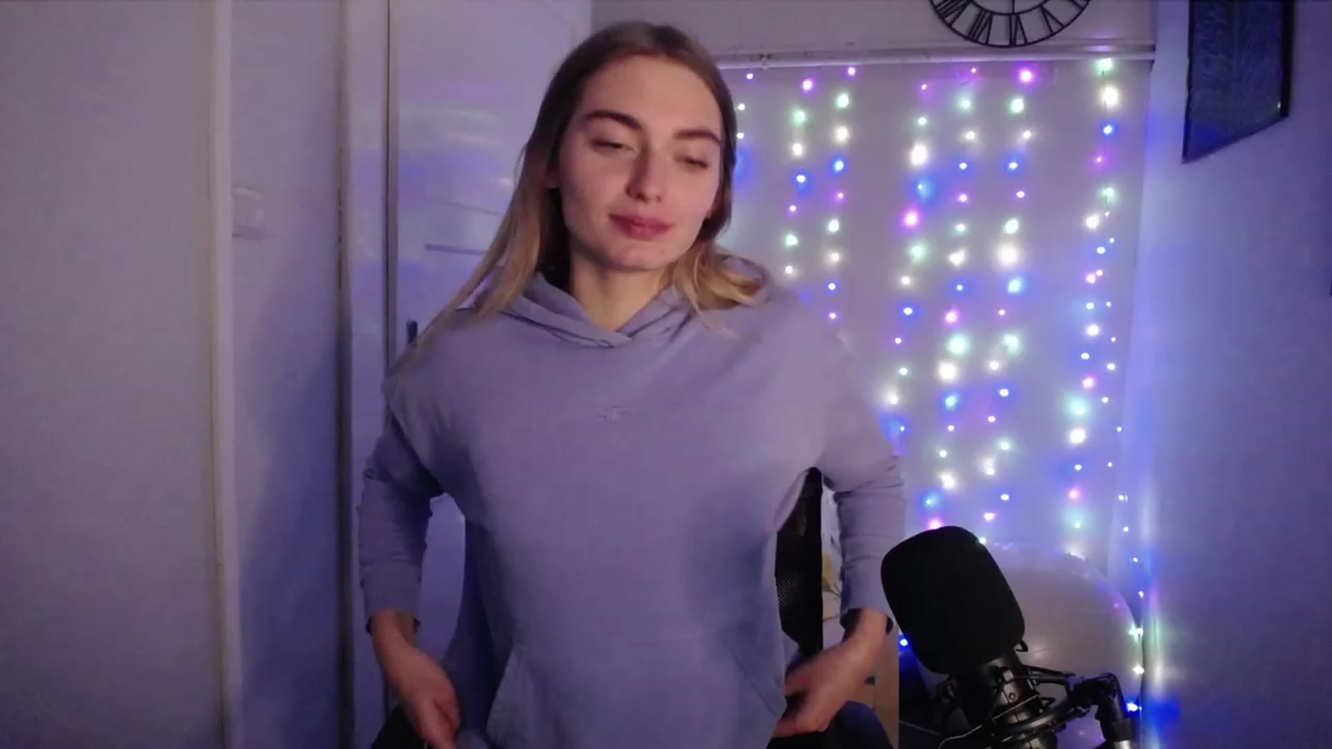 Gallery image thumbnail from PersonYouNeed's myfreecams stream on, 10/10/2023, 08:58 image 12 of 20