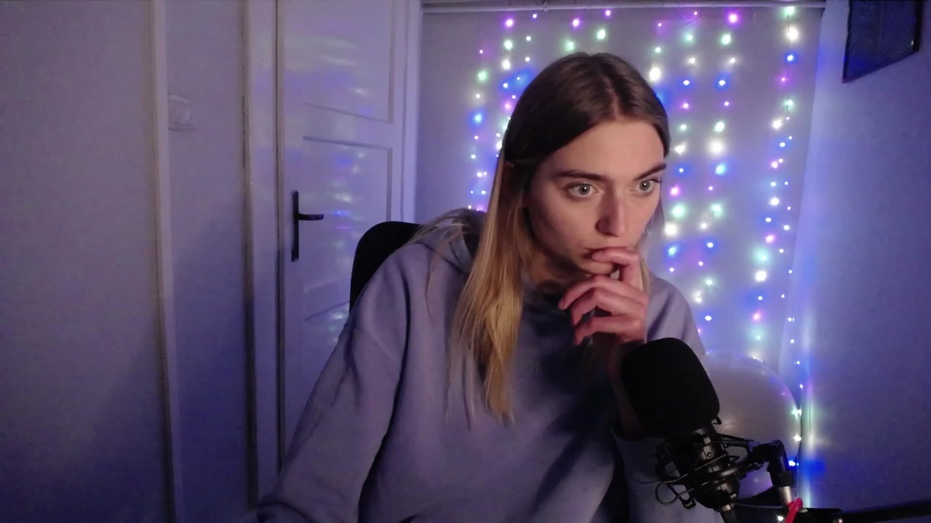 Gallery image thumbnail from PersonYouNeed's myfreecams stream on, 10/10/2023, 08:58 image 8 of 20