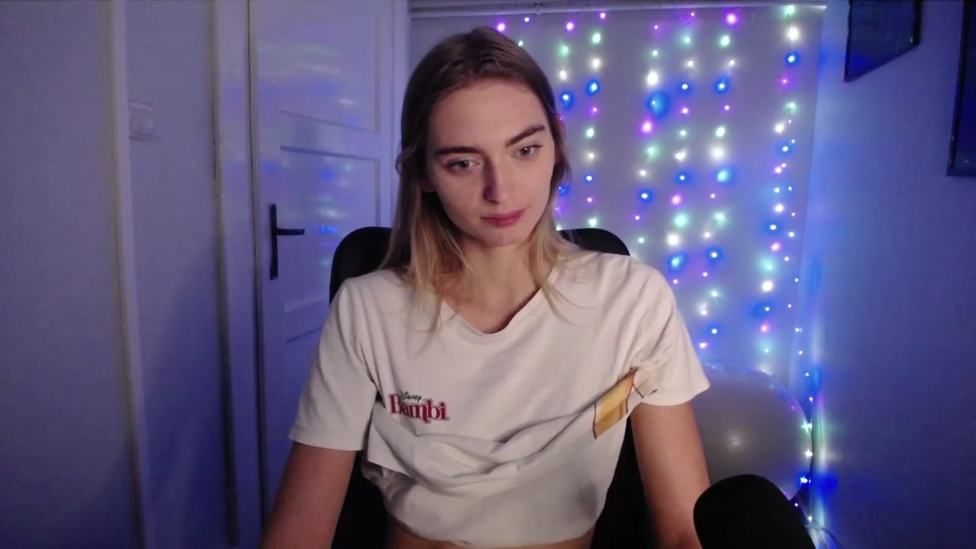 Gallery image thumbnail from PersonYouNeed's myfreecams stream on, 10/11/2023, 13:34 image 17 of 20