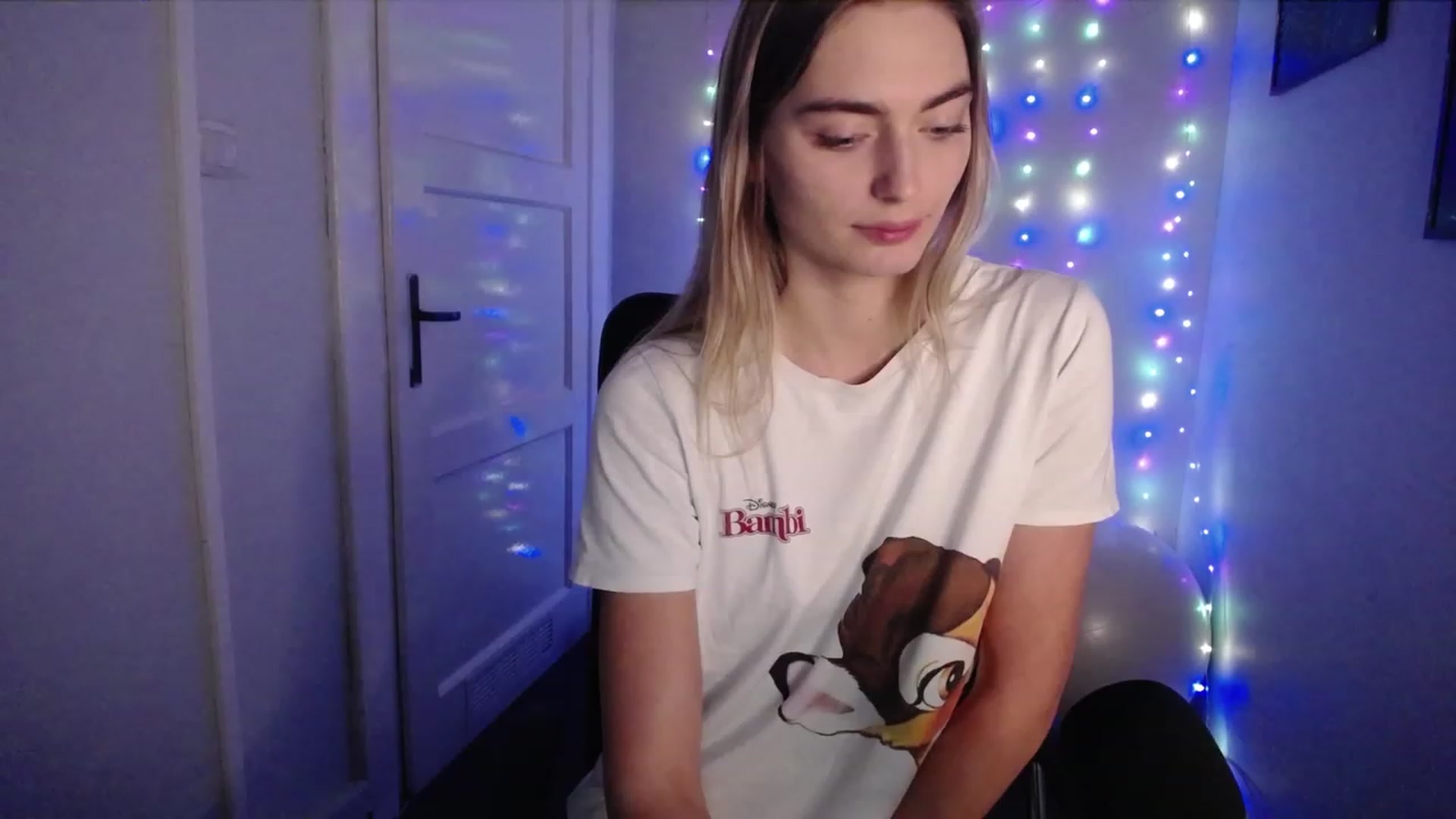 Gallery image thumbnail from PersonYouNeed's myfreecams stream on, 10/11/2023, 13:34 image 12 of 20