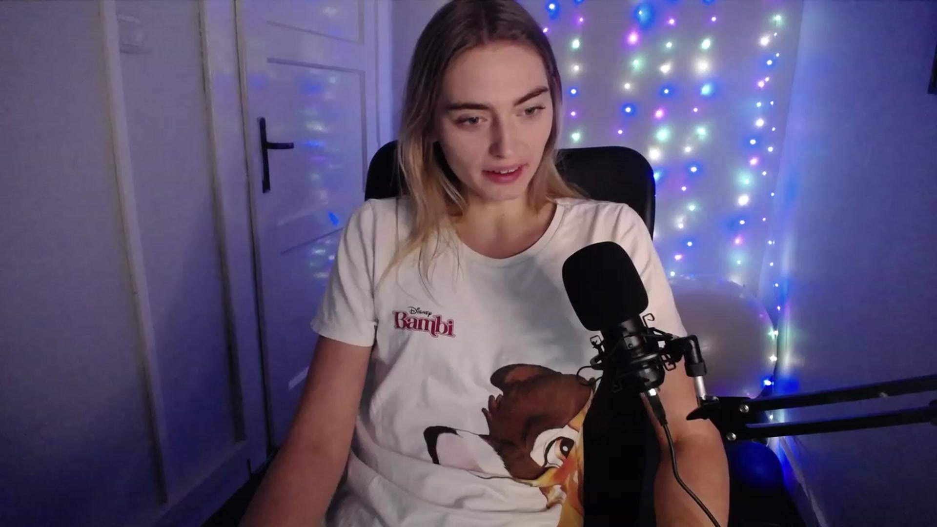 Gallery image thumbnail from PersonYouNeed's myfreecams stream on, 10/11/2023, 13:34 image 5 of 20