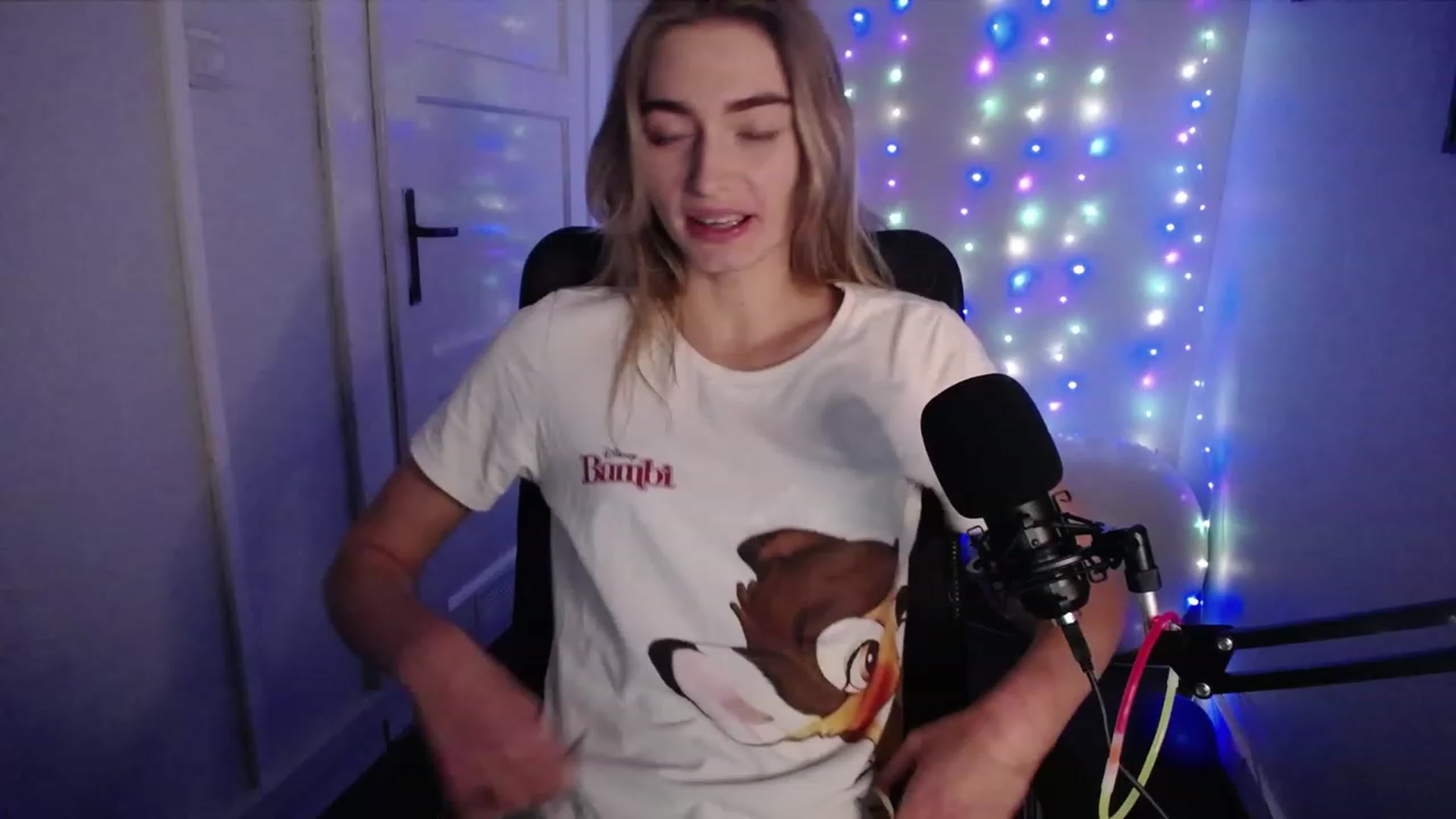 Gallery image thumbnail from PersonYouNeed's myfreecams stream on, 10/11/2023, 13:34 image 3 of 20