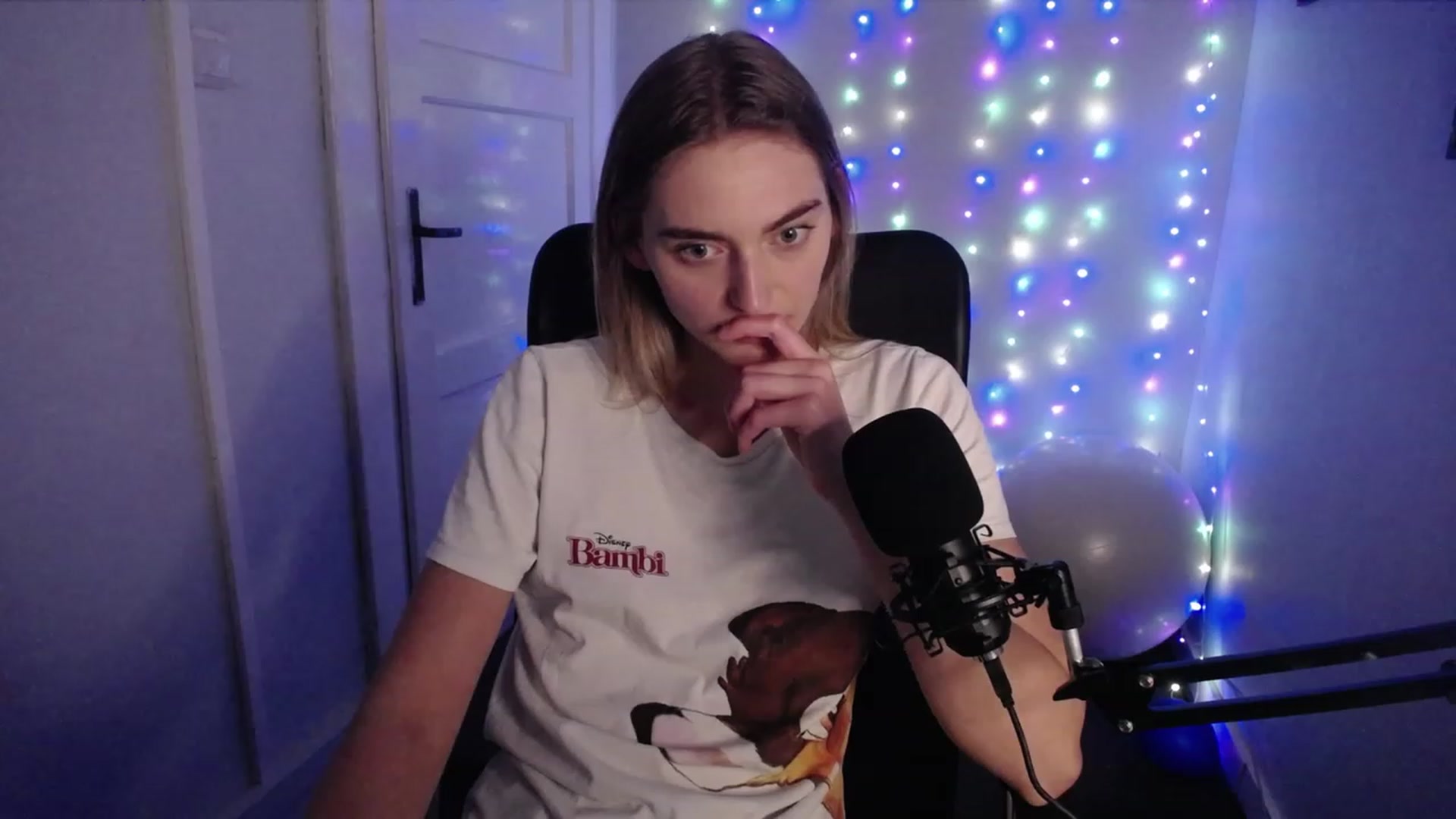 Gallery image thumbnail from PersonYouNeed's myfreecams stream on, 10/11/2023, 14:18 image 8 of 20