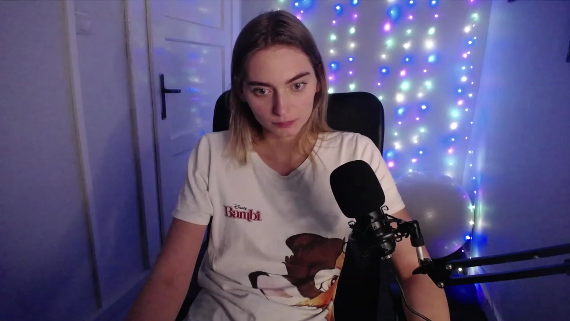 Gallery image thumbnail from PersonYouNeed's myfreecams stream on, 10/11/2023, 14:18 image 14 of 20
