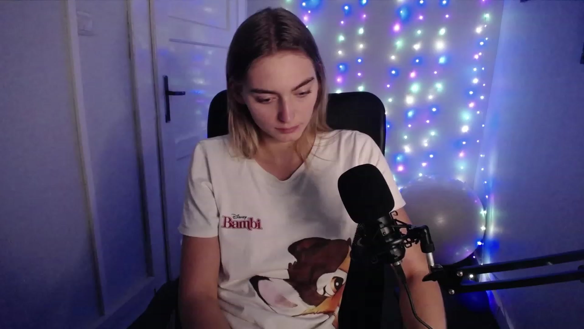 Gallery image thumbnail from PersonYouNeed's myfreecams stream on, 10/11/2023, 14:18 image 9 of 20