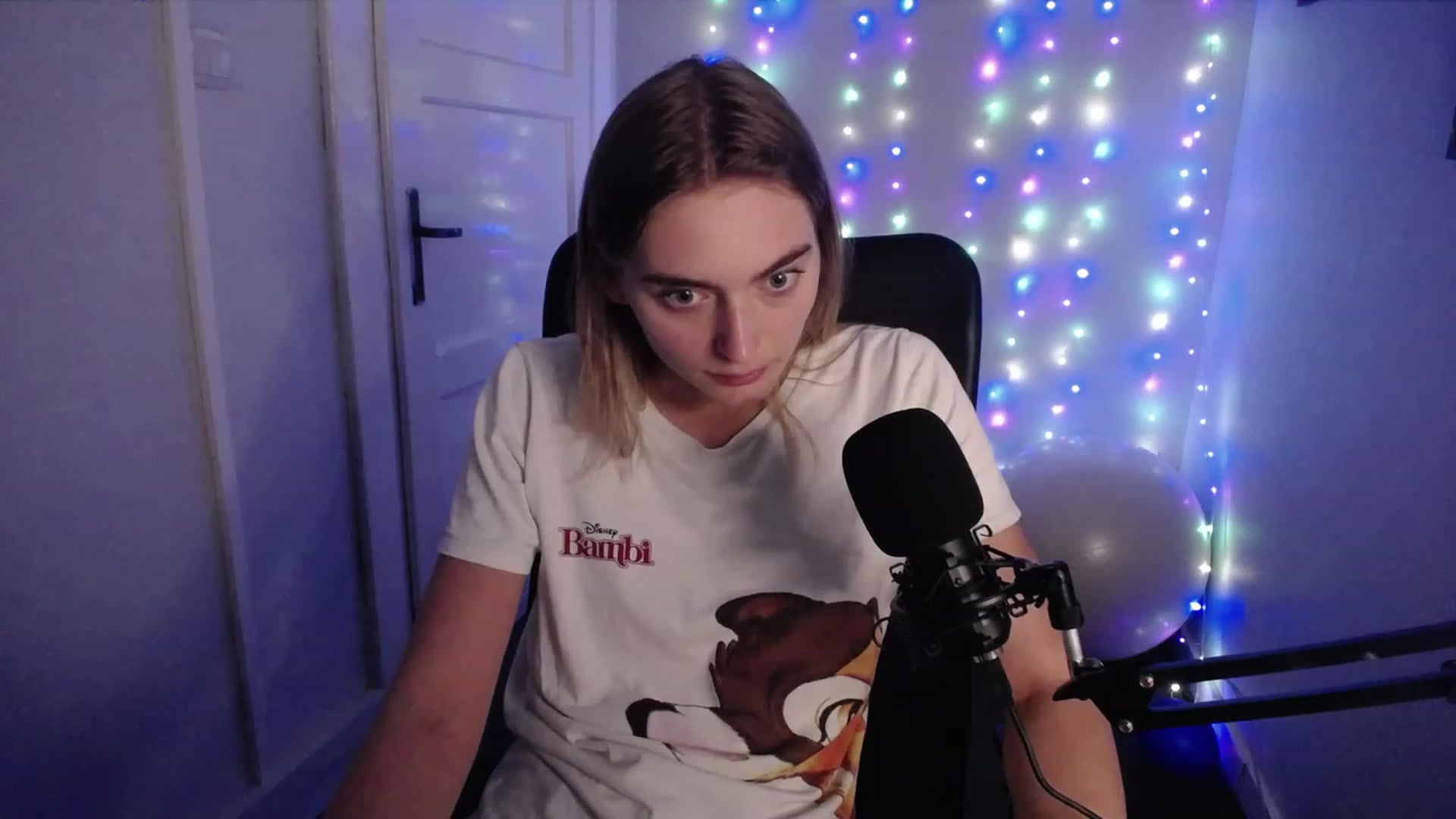 Gallery image thumbnail from PersonYouNeed's myfreecams stream on, 10/11/2023, 14:18 image 17 of 20