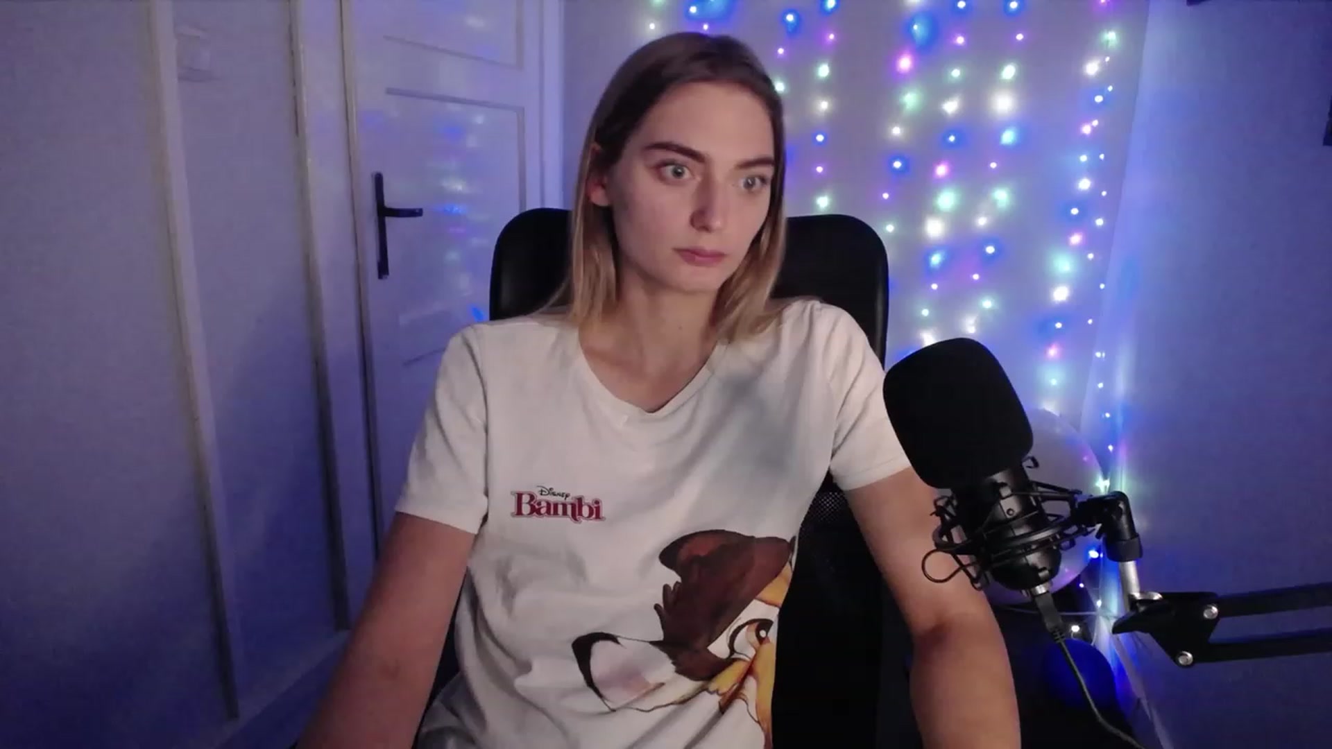 Gallery image thumbnail from PersonYouNeed's myfreecams stream on, 10/11/2023, 14:18 image 4 of 20