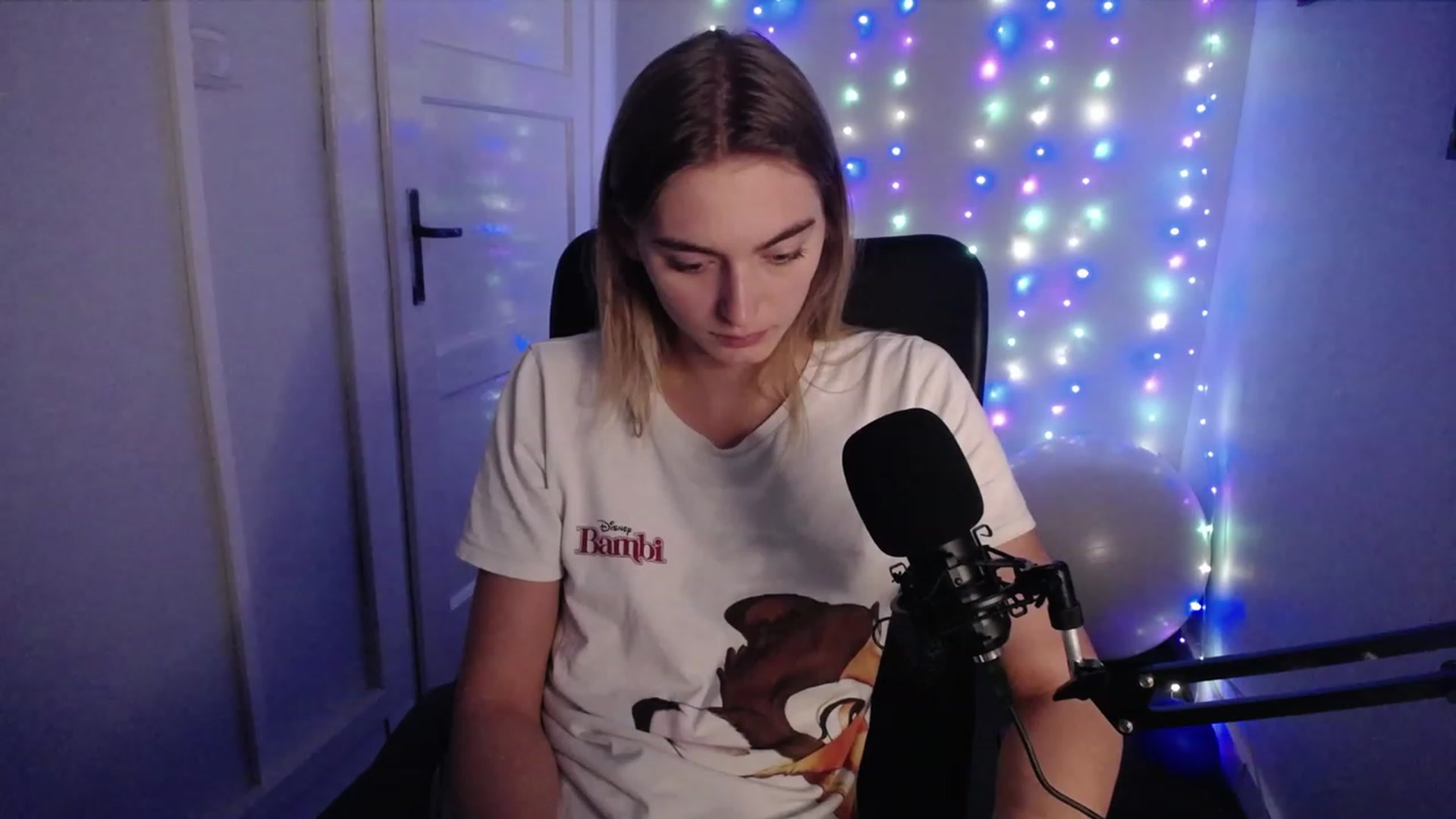 Gallery image thumbnail from PersonYouNeed's myfreecams stream on, 10/11/2023, 14:18 image 18 of 20