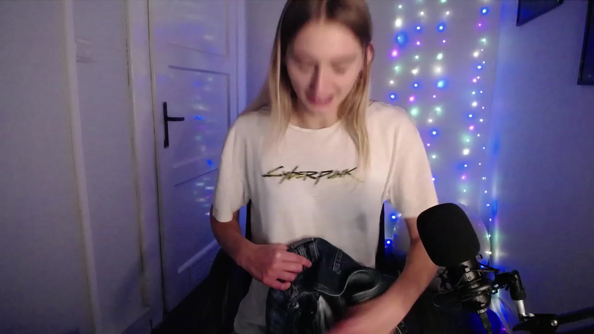 Gallery image thumbnail from PersonYouNeed's myfreecams stream on, 10/12/2023, 14:35 image 6 of 20