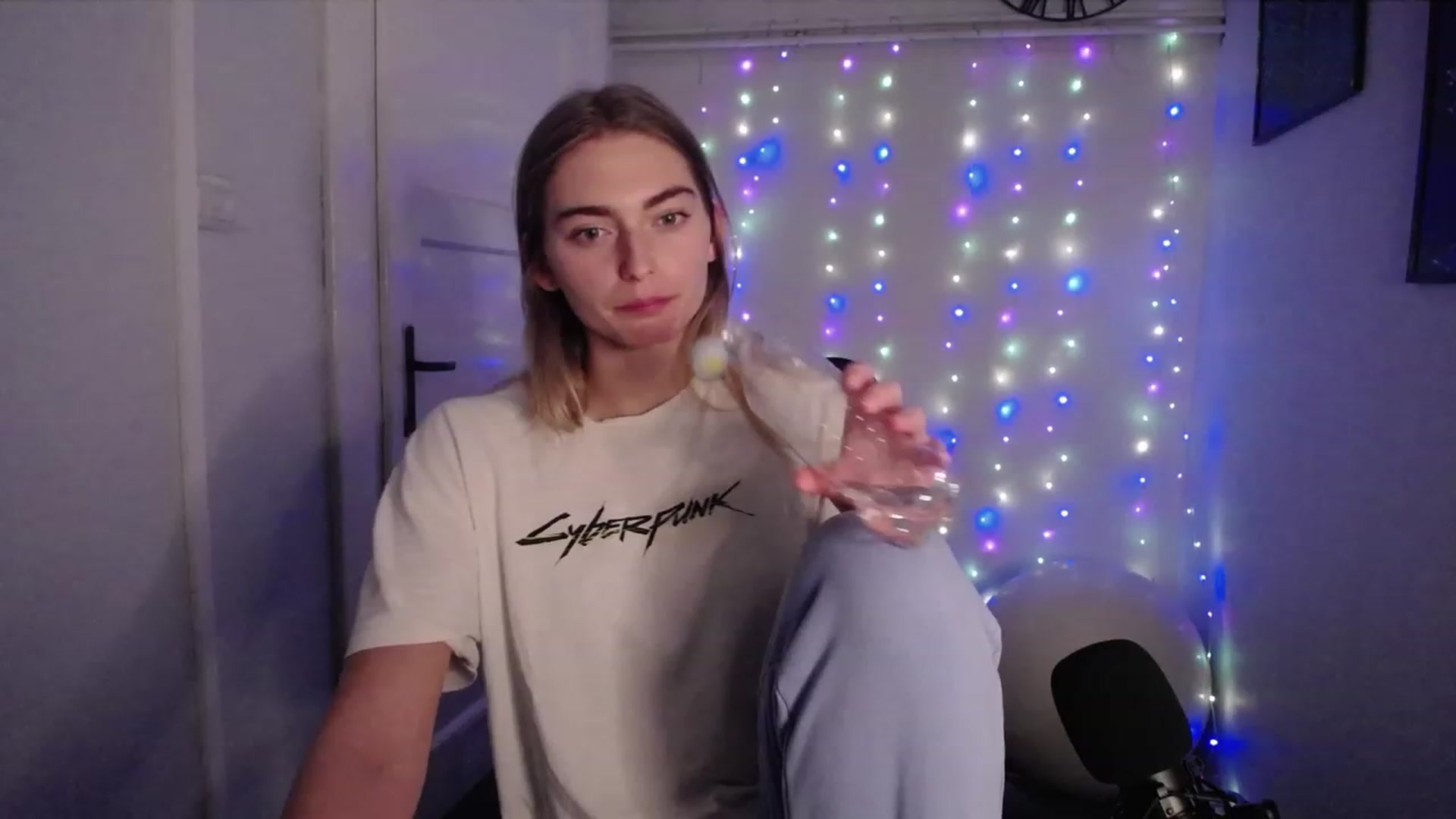 Gallery image thumbnail from PersonYouNeed's myfreecams stream on, 10/13/2023, 14:29 image 12 of 20