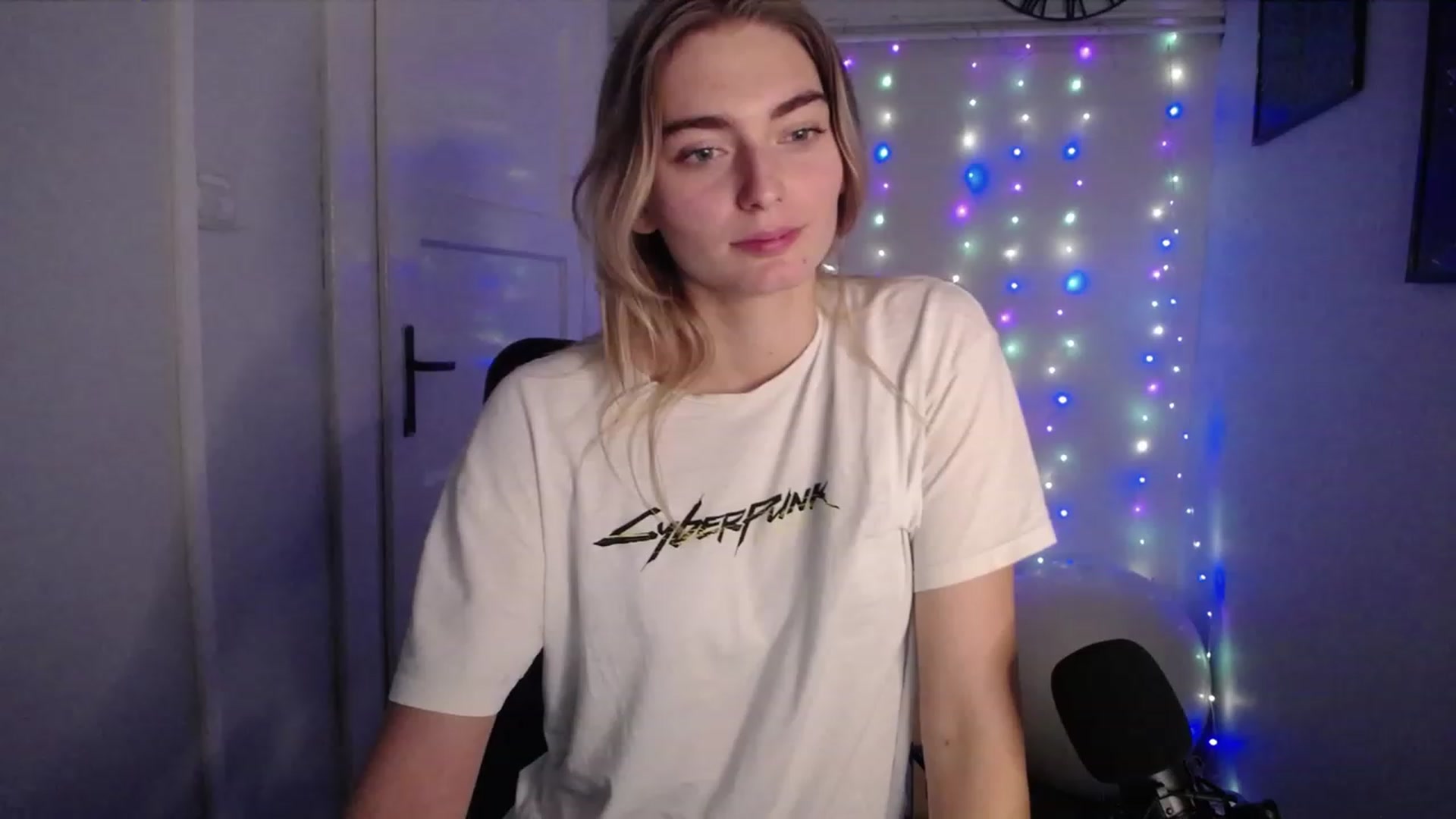 Gallery image thumbnail from PersonYouNeed's myfreecams stream on, 10/13/2023, 14:29 image 4 of 20