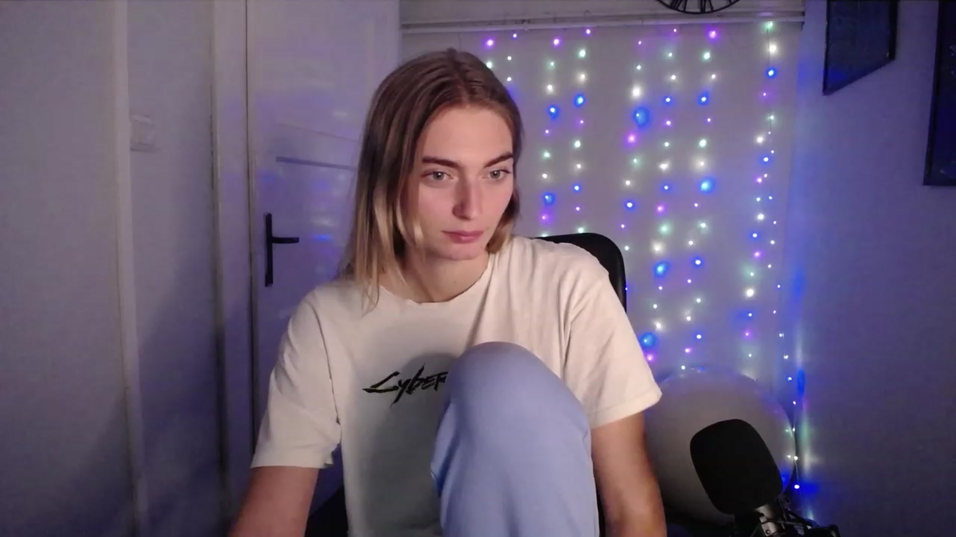 Gallery image thumbnail from PersonYouNeed's myfreecams stream on, 10/13/2023, 14:29 image 5 of 20