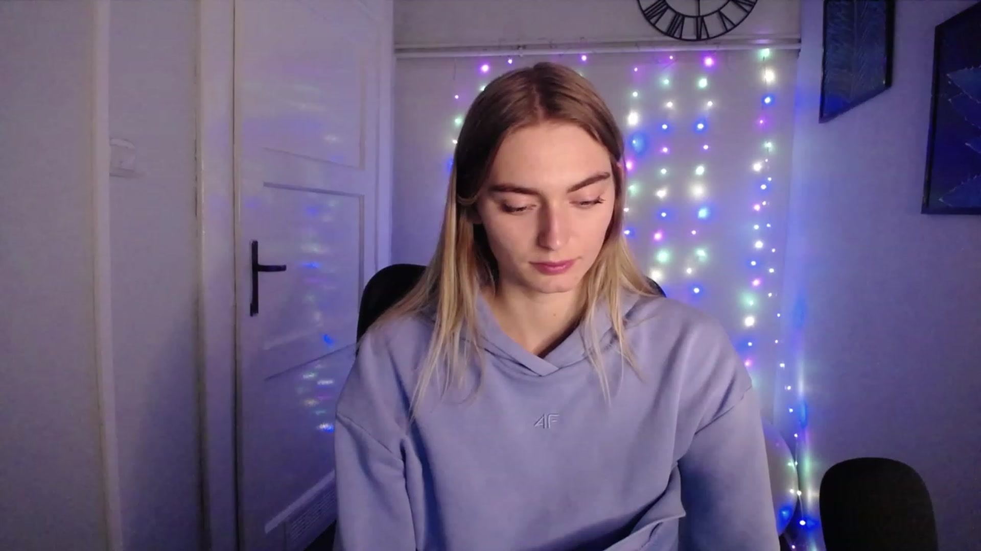 Gallery image thumbnail from PersonYouNeed's myfreecams stream on, 10/17/2023, 12:12 image 20 of 20