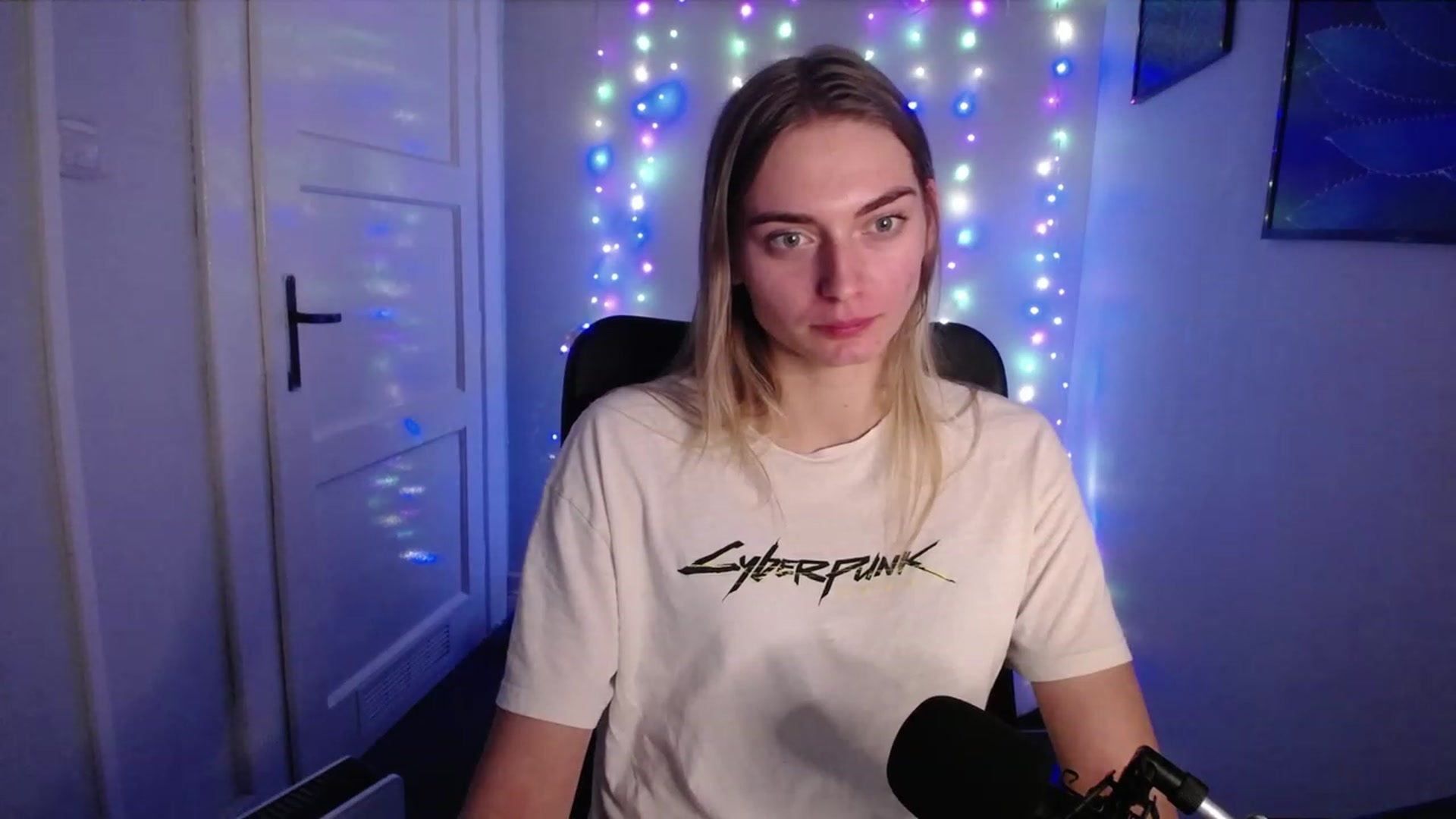 Gallery image thumbnail from PersonYouNeed's myfreecams stream on, 10/18/2023, 14:25 image 6 of 20