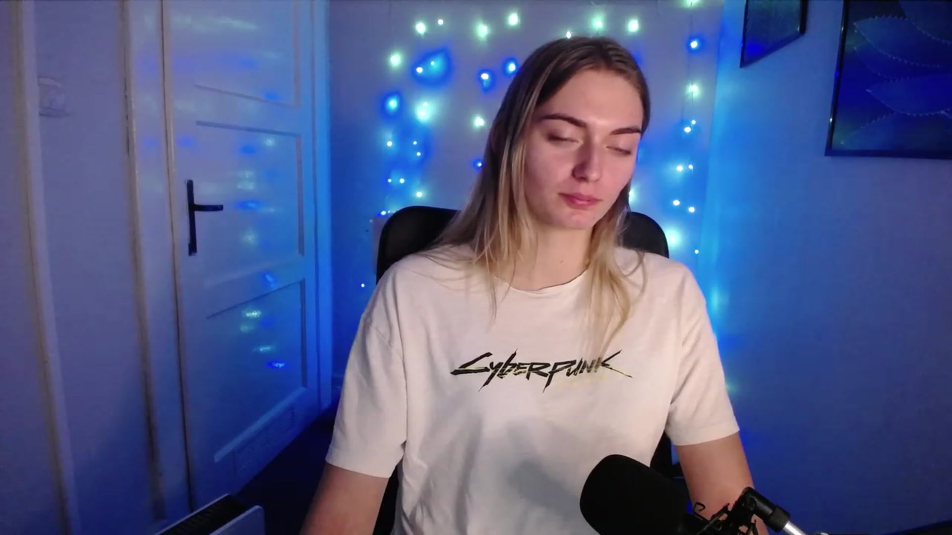 Gallery image thumbnail from PersonYouNeed's myfreecams stream on, 10/18/2023, 14:25 image 4 of 20